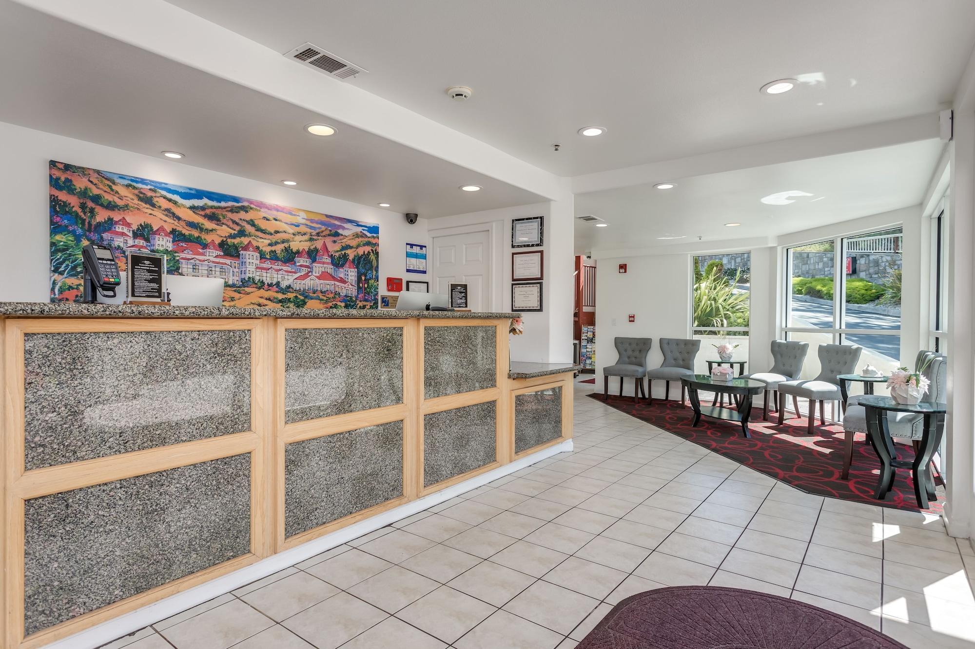 Vista Lobby Pacifica Beach Hotel
