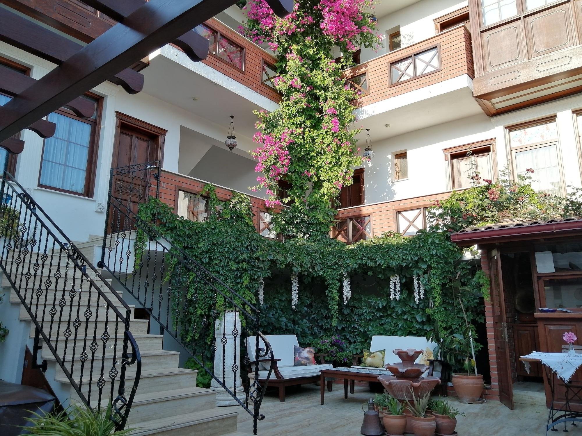 Vista Lobby Hotel Mary's House