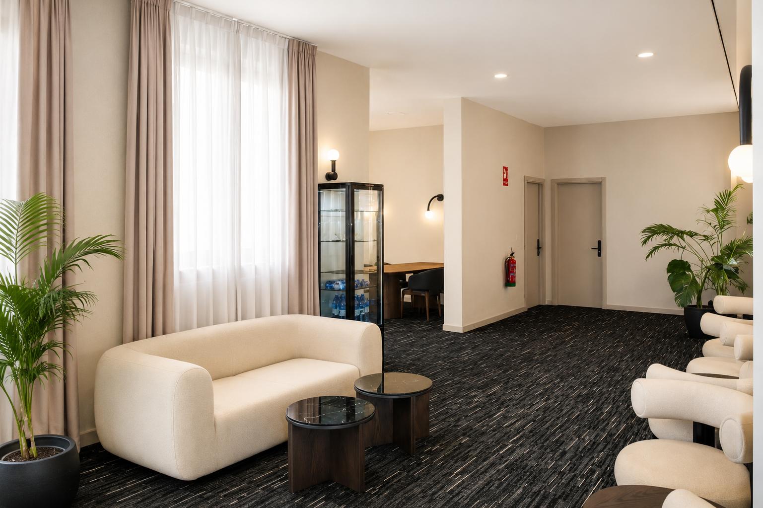 Vista Lobby Gay Hostal Puerta del Sol