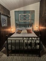 Alquiler Vacacional - Camp Makwa 3-Bed 3-Bath Nostalgic Cabin in Harshaw