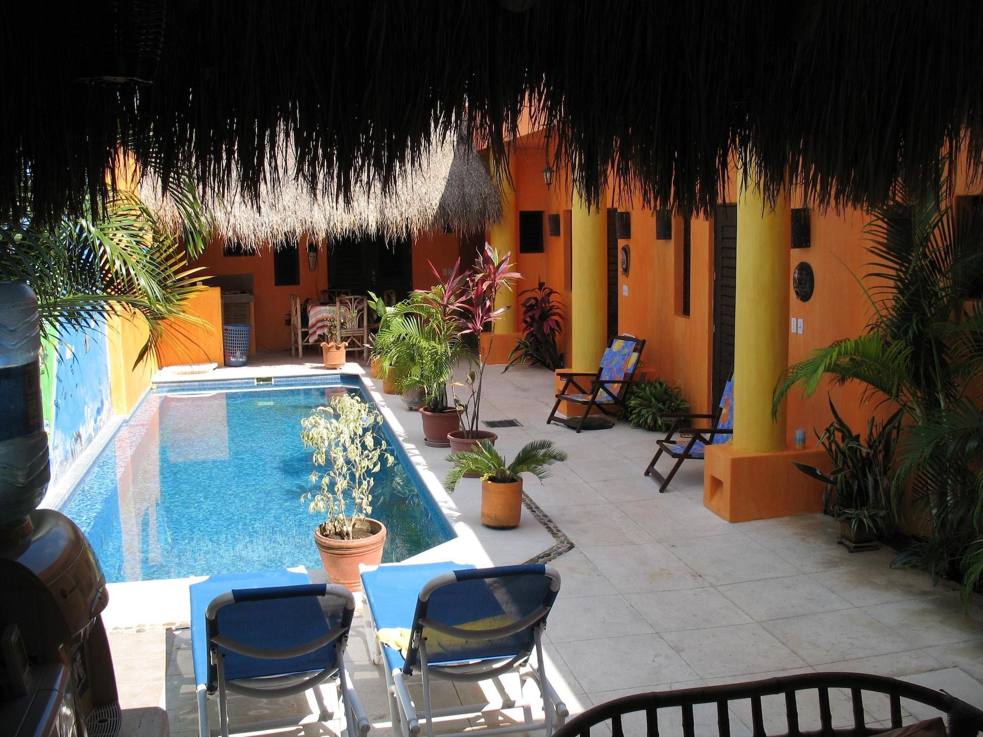 Vista Exterior Casita de Maya Boutique Hotel