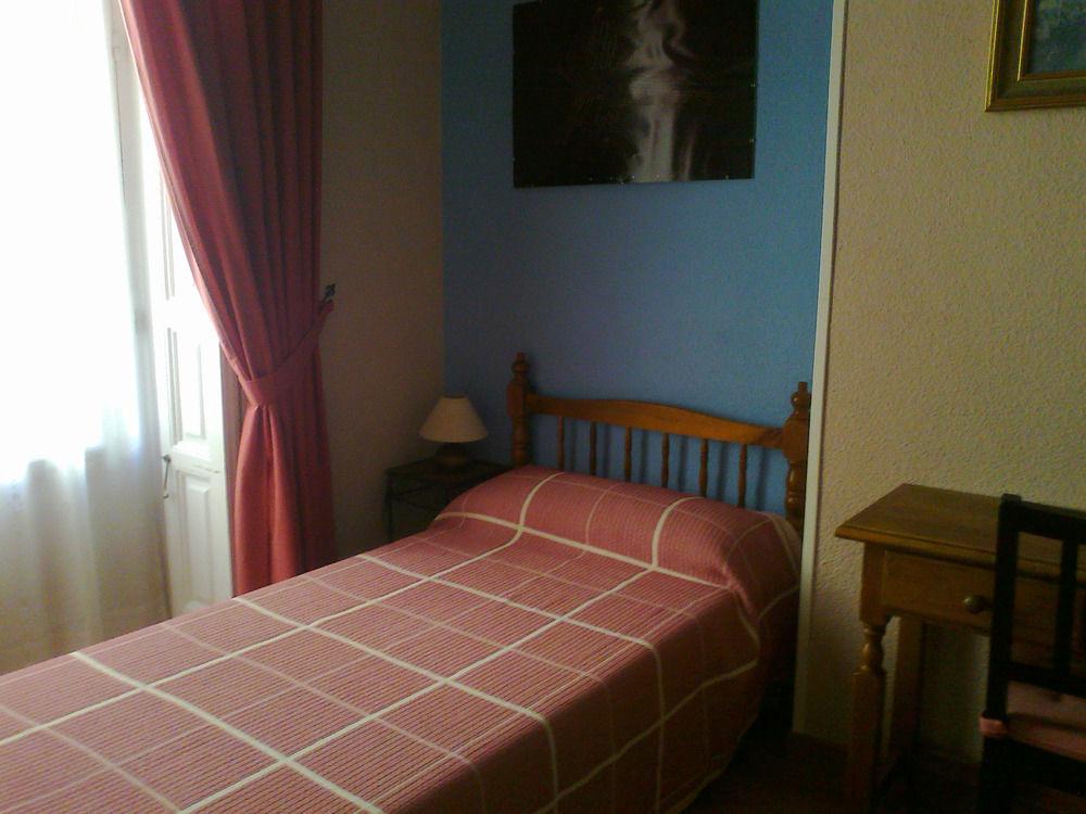 Habitación Hostal Hispalense