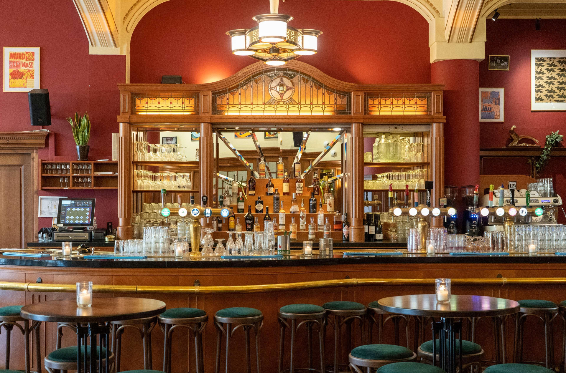 Bar/Salón NH Amsterdam Schiller