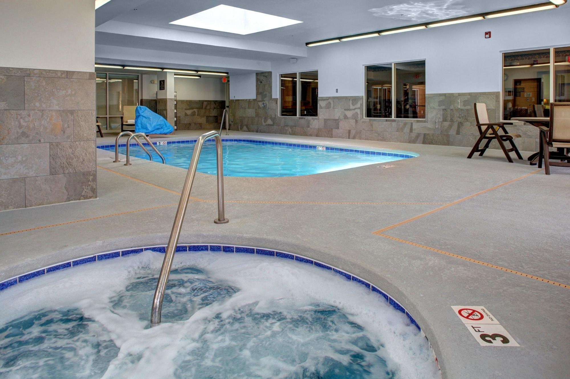 Spa Country Inn & Suites by Radisson Asheville Downtown Tunnel Road