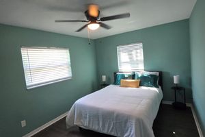 Alquiler Vacacional - Spacious 4bd 3ba house near universal with Game room & lake view