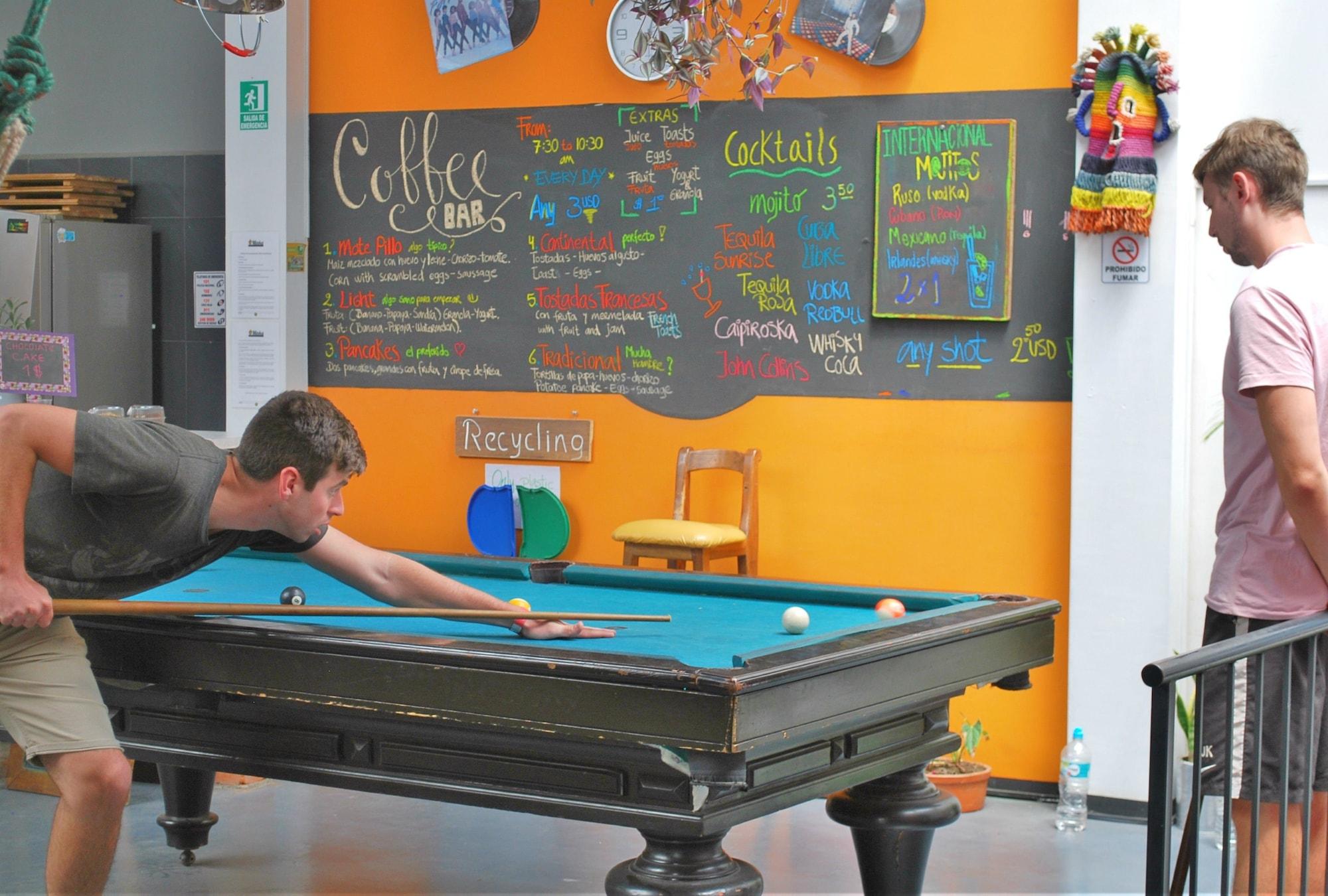 Varios Minka Backpackers Hostel