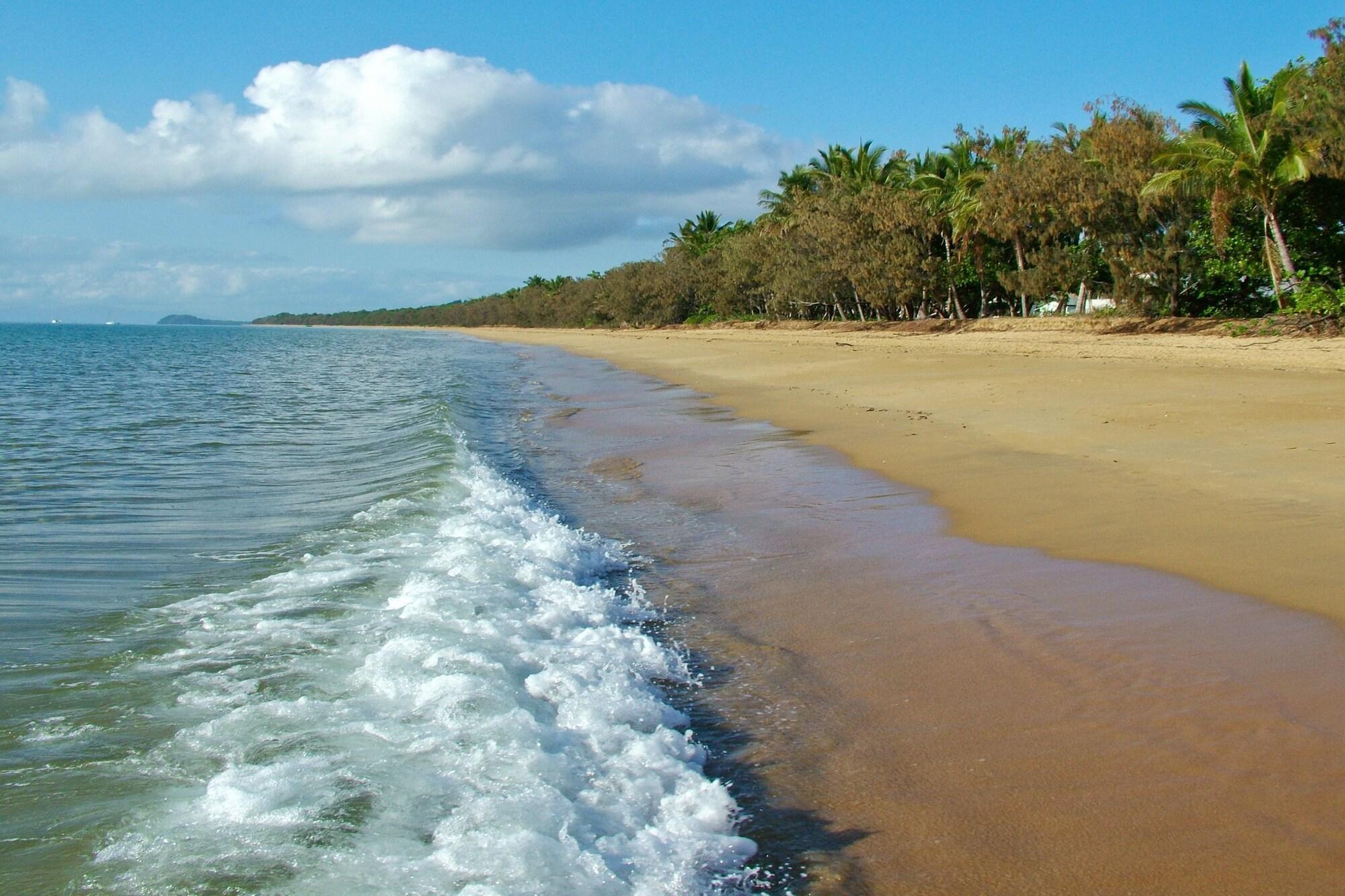 Playa Driftwood Bed and Breakfast
