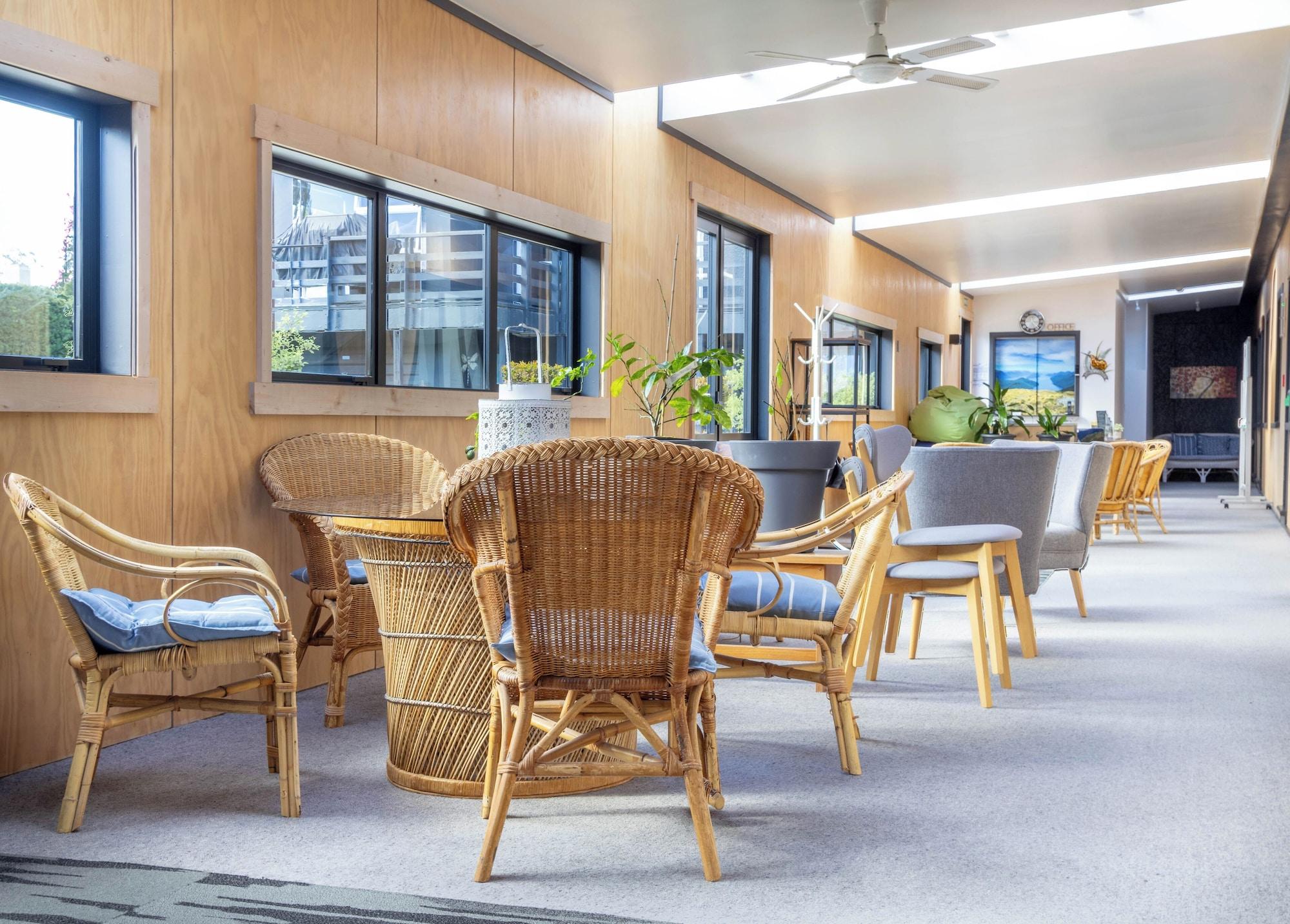 Vista Lobby Shakespeare House