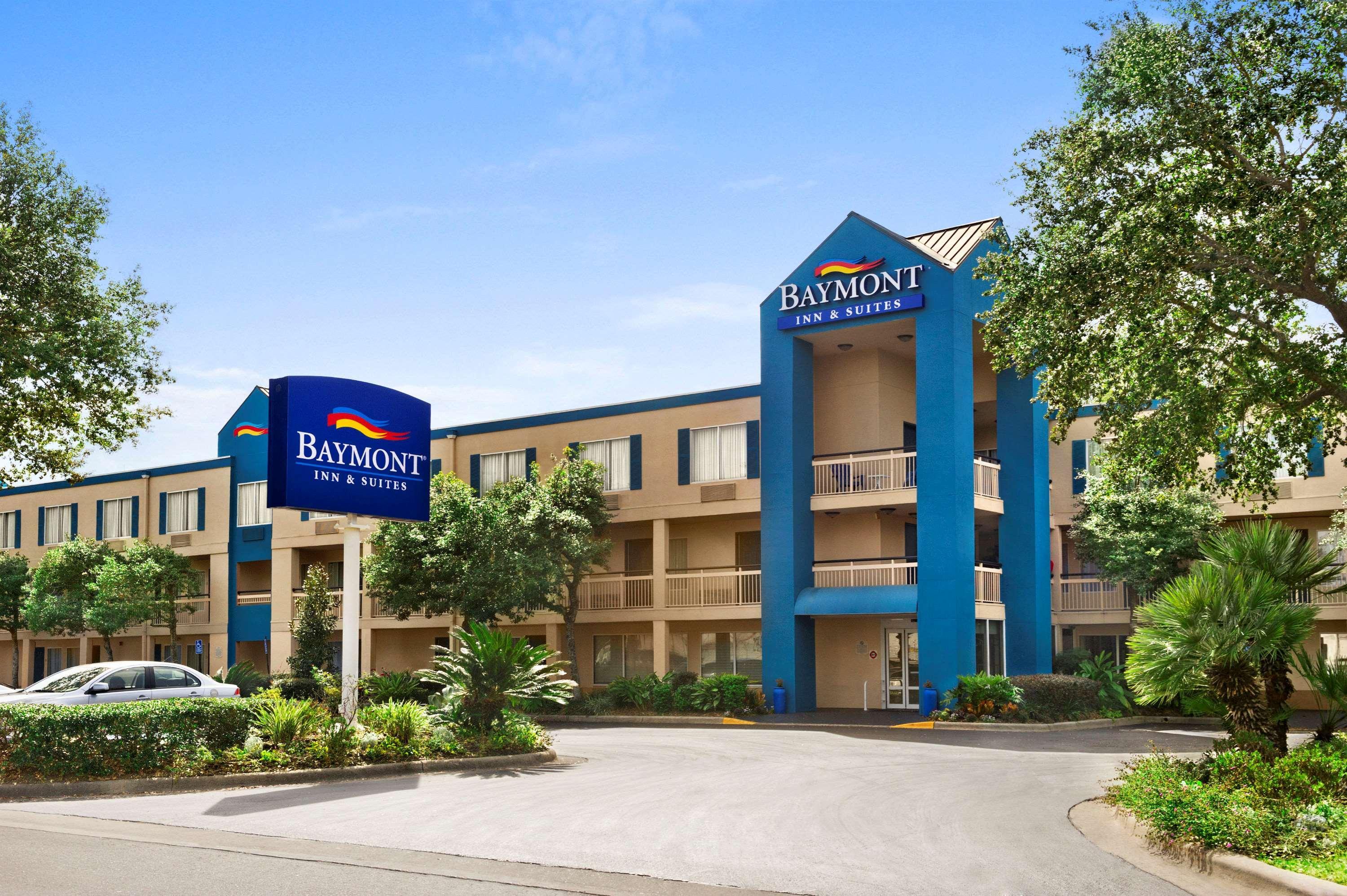 Vista Exterior Baymont By Wyndham Gainesville I-75