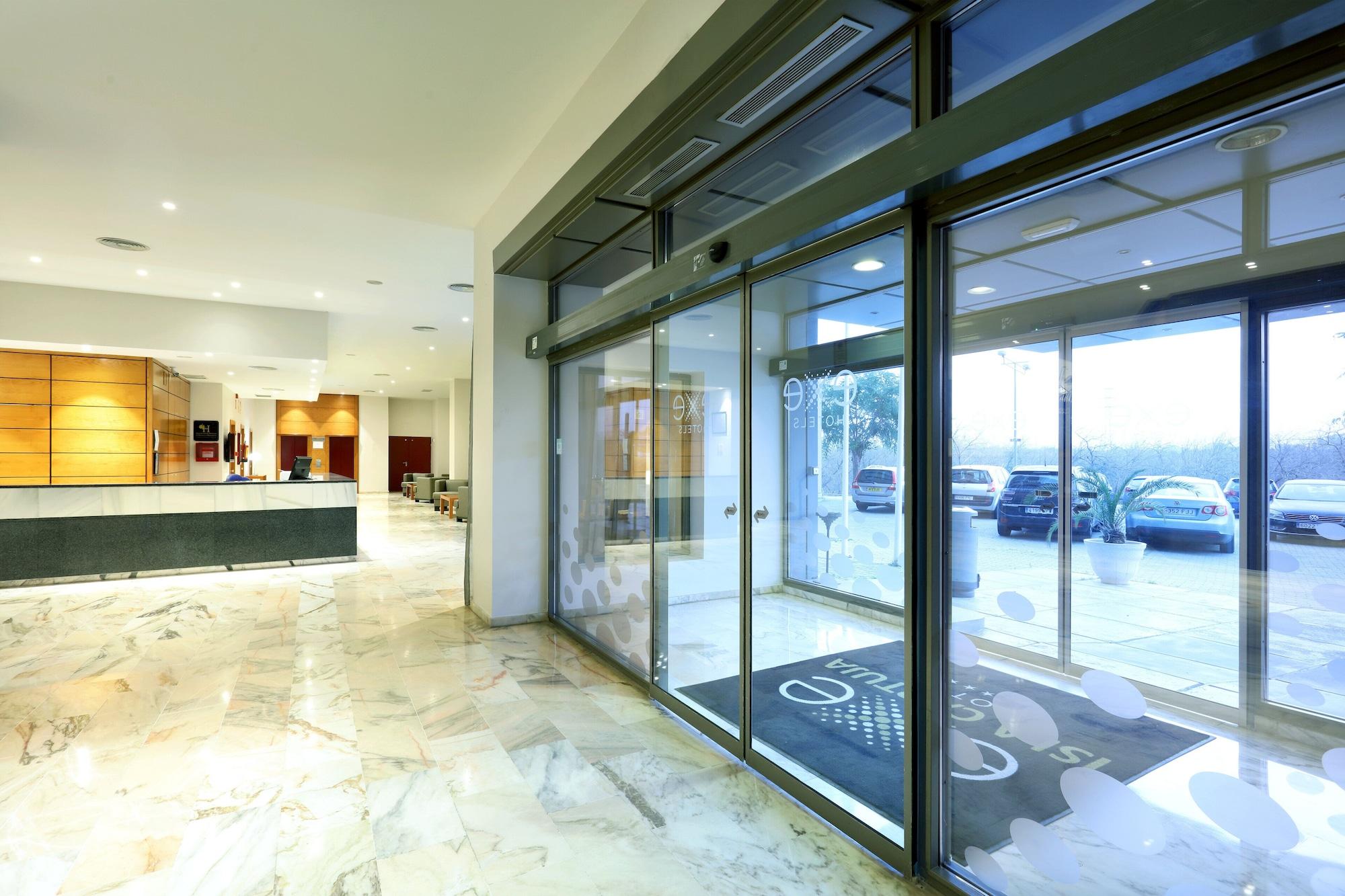 Vista Lobby Hotel Exe Isla Cartuja