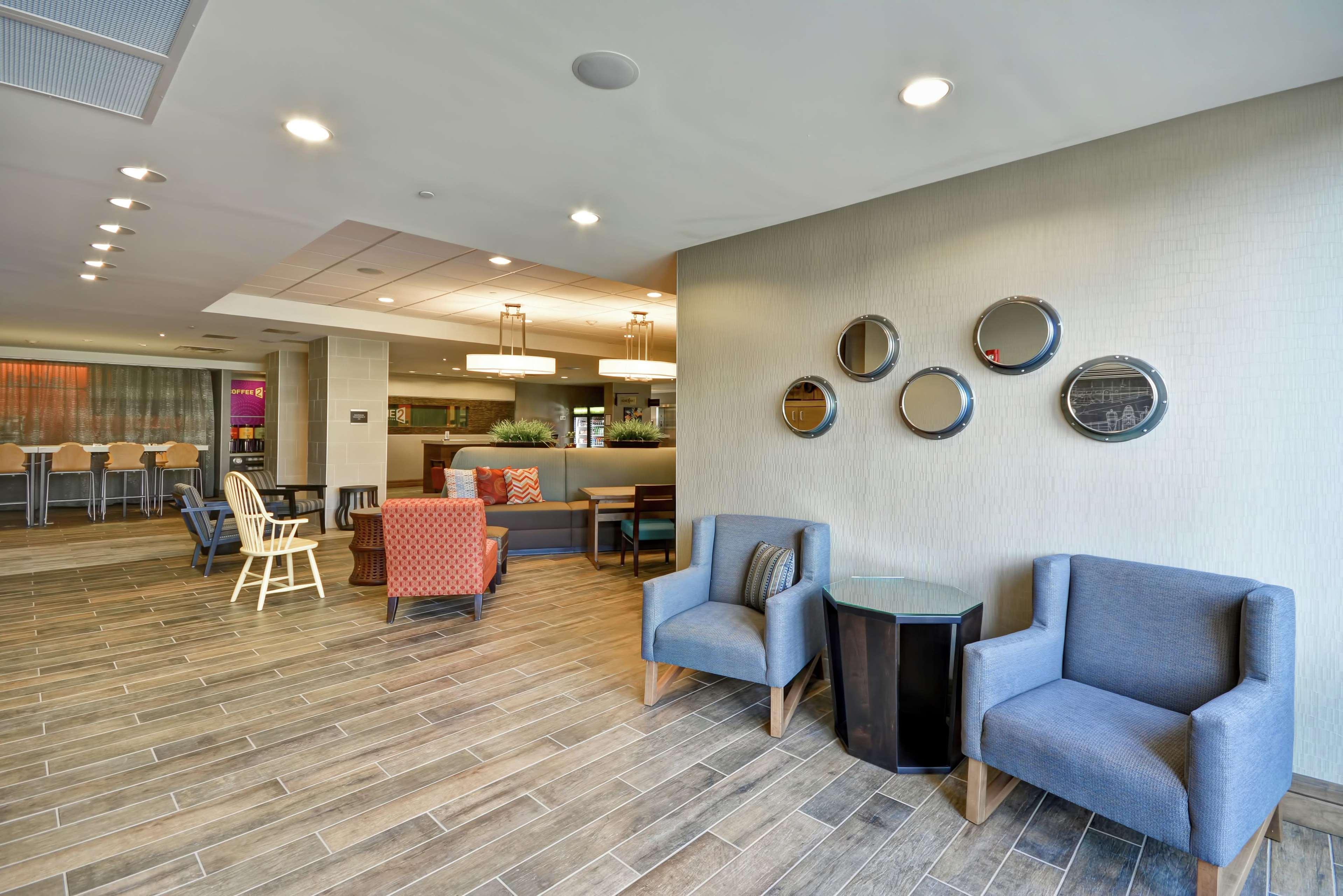 Vista Lobby Home2 Suites by Hilton St. Simon's Island