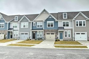 Alquiler Vacacional - 5 Mi to Bethany Beach: Modern Gem w/ Pool Access!