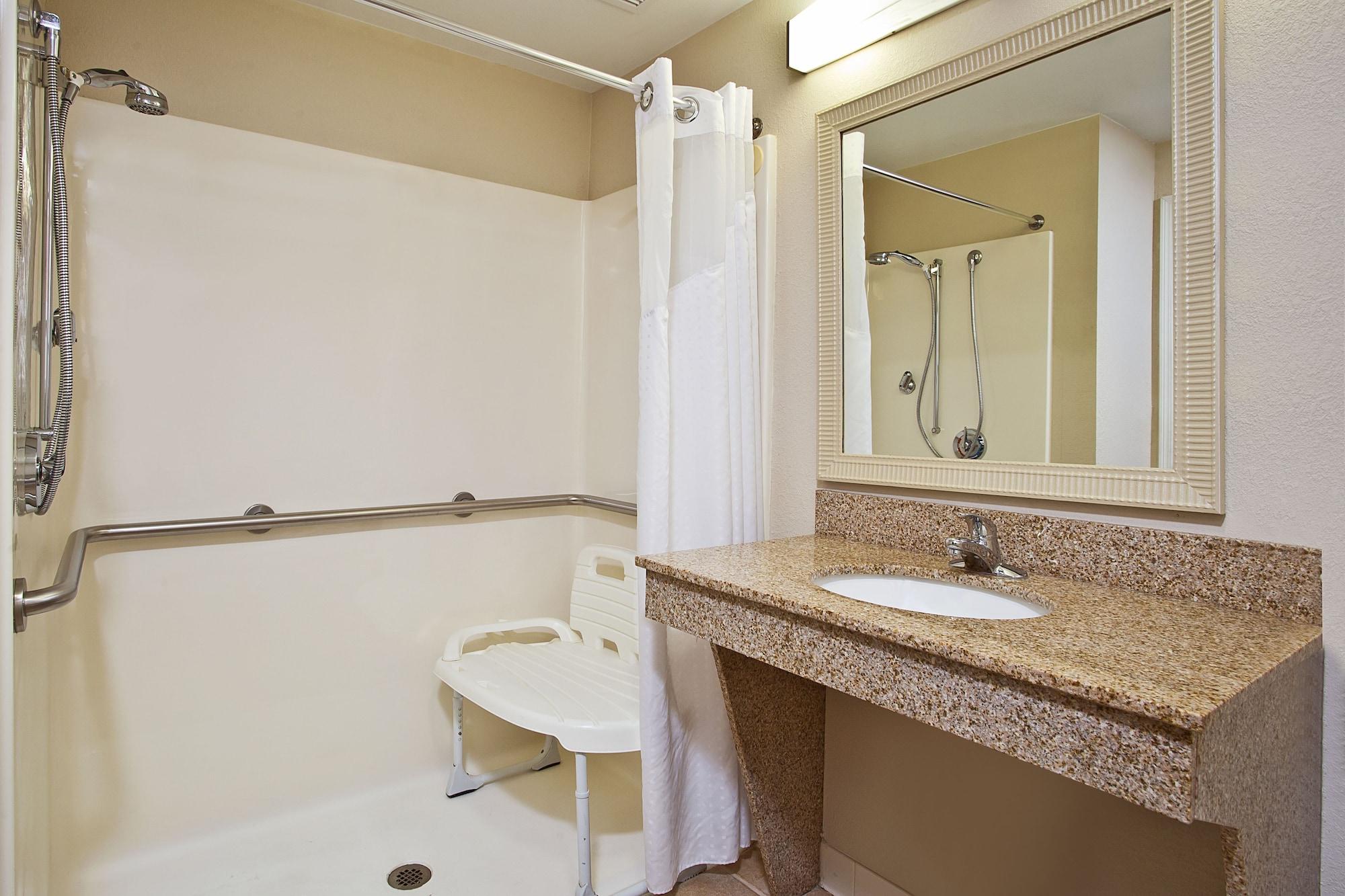 Habitación Holiday Inn Express Hotel & Suites Columbus-Groveport by IHG
