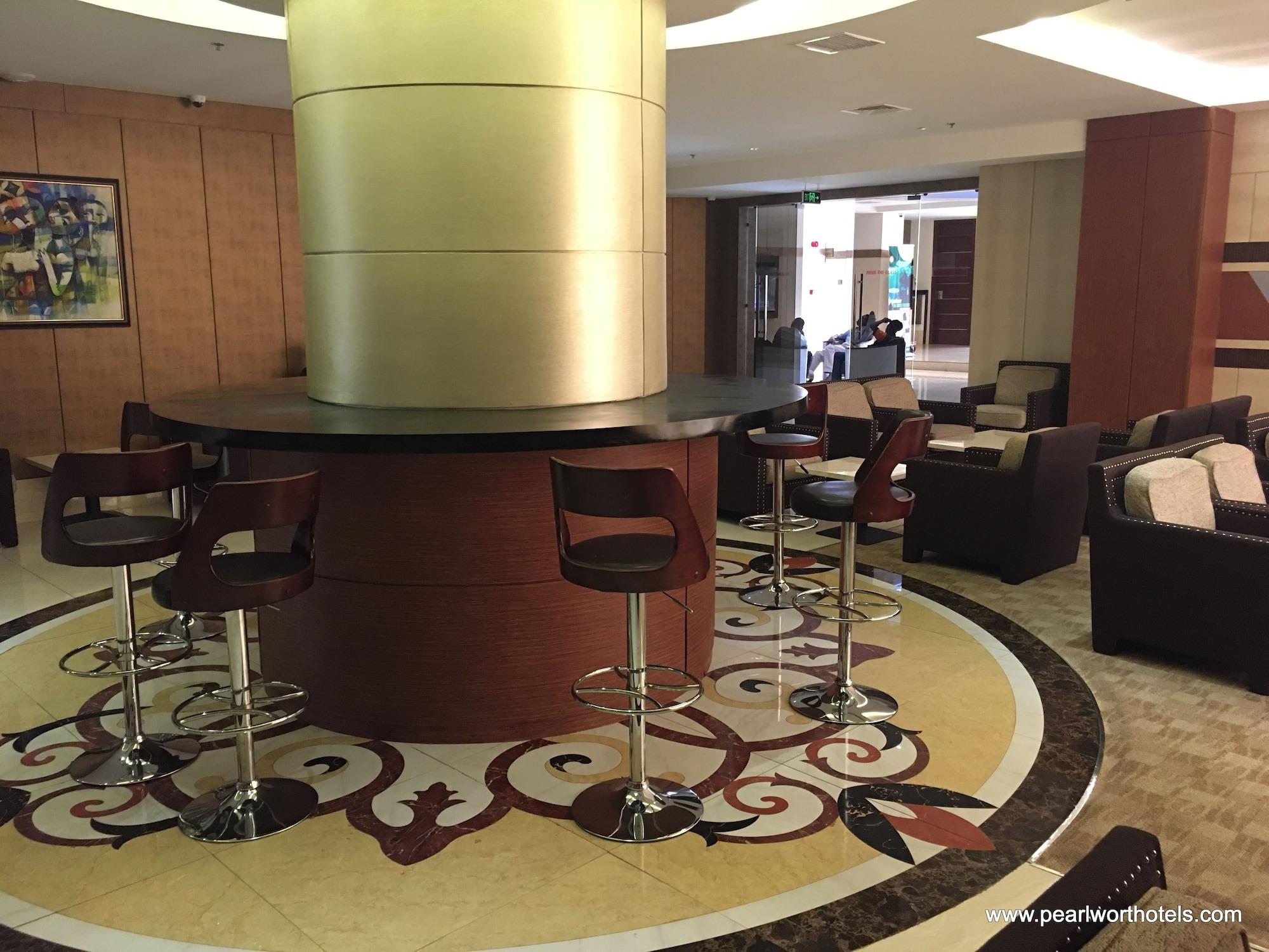 Vista Lobby Pearlwort Hotel and Suites