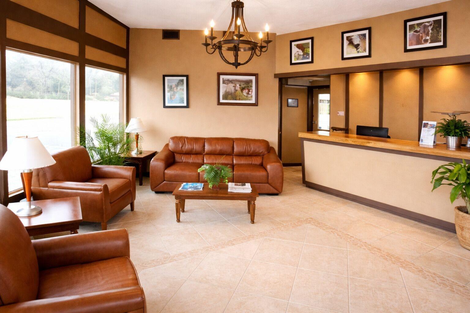 Vista Lobby Alvin Extended Stay