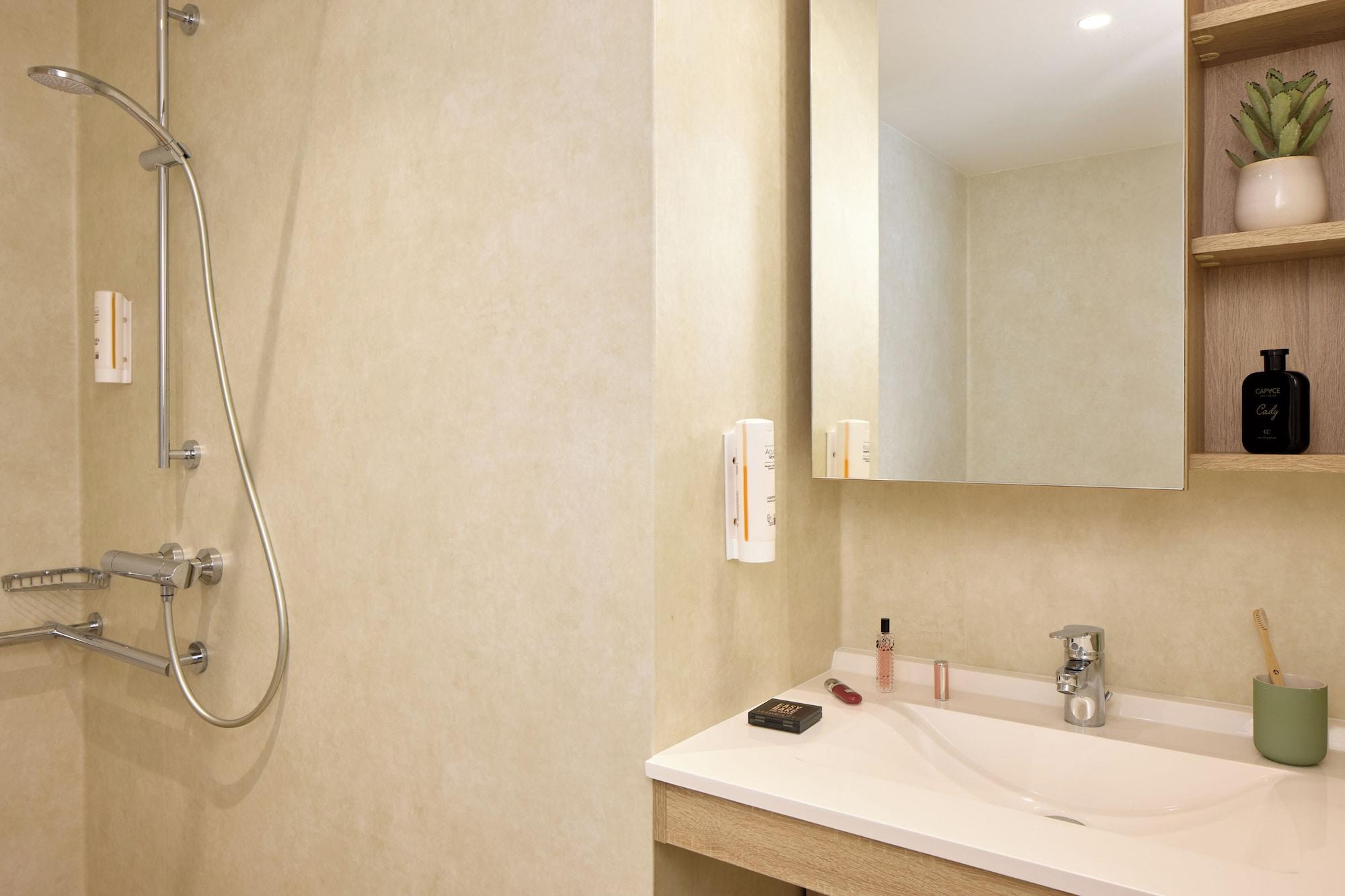 Equipamiento de Habitación Zenitude Hôtel-Résidences Reims