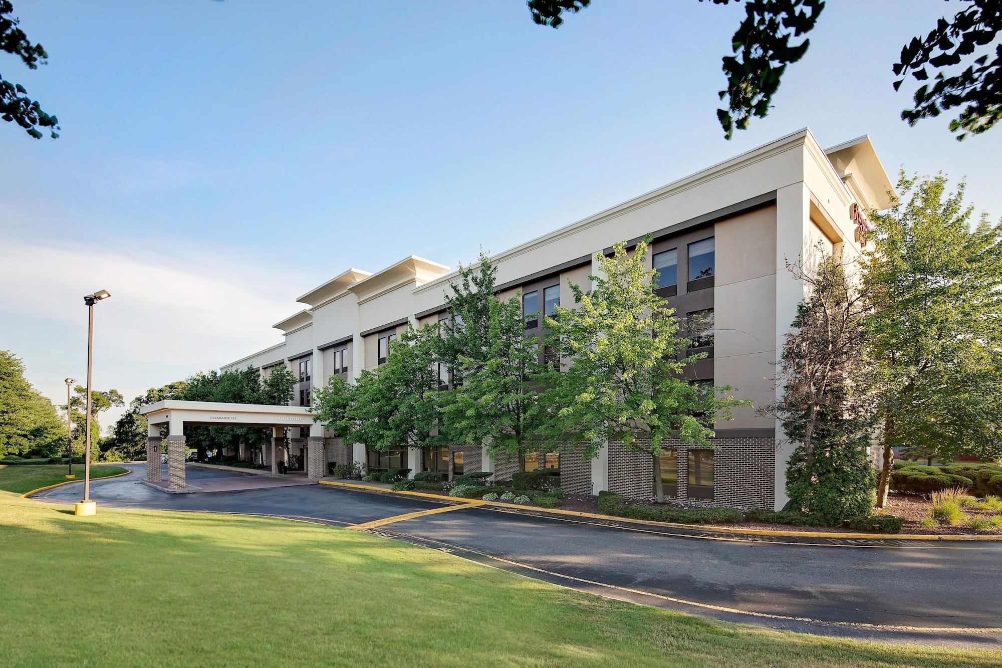 Vista Exterior Hampton Inn Long Island/Islandia
