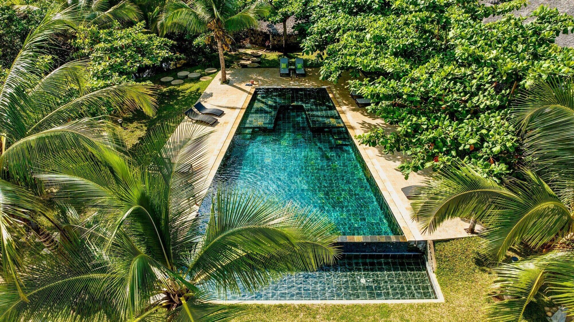 Vista Piscina Home The Residence