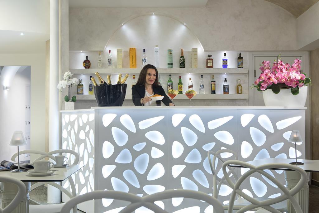 Bar/Salón Relais de l'Opera