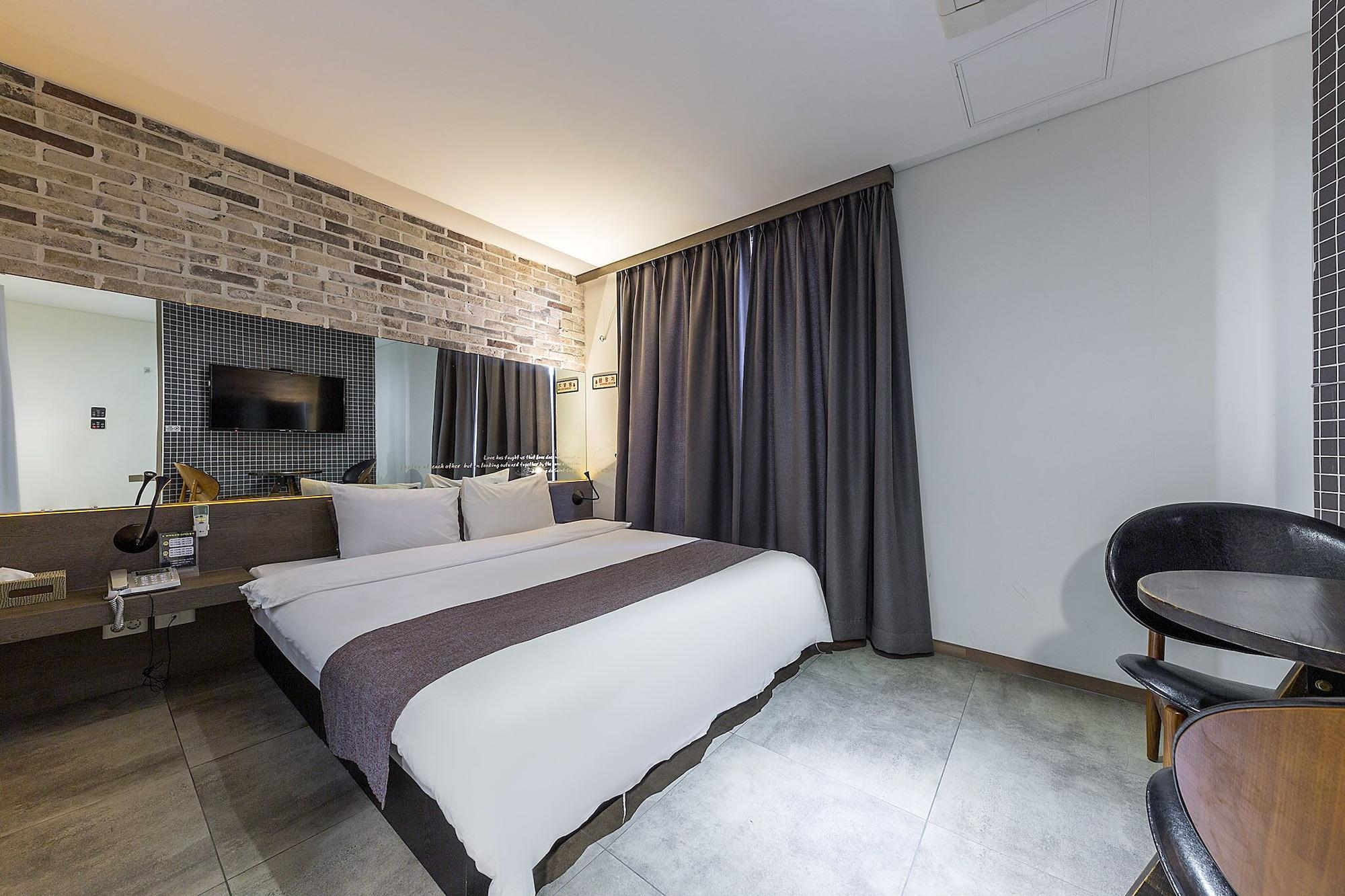 Habitación S& Hotel