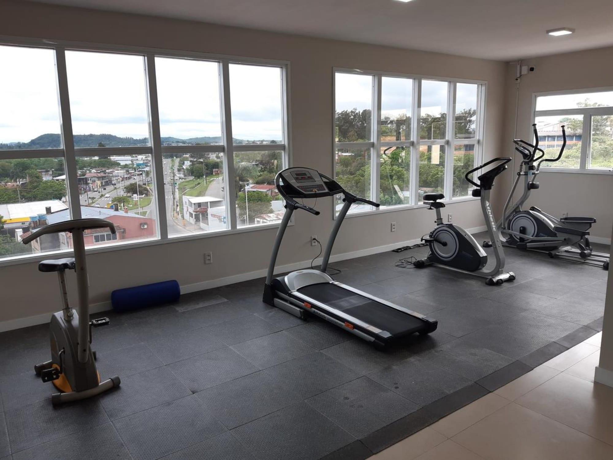 Academia Confort Fronteira Hotel