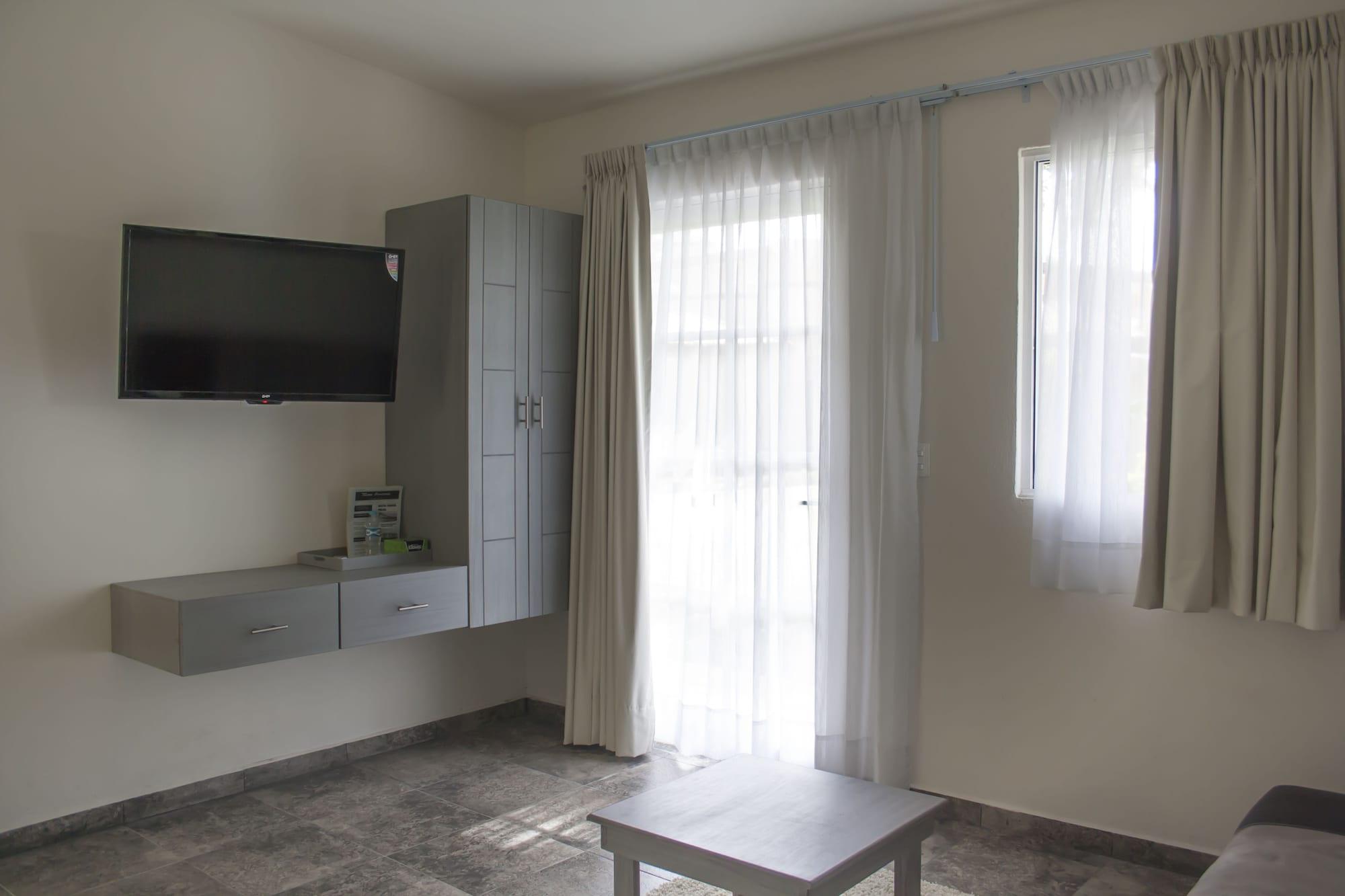 Set de Habitación La Esmeralda en el Encanto Hotel Petit