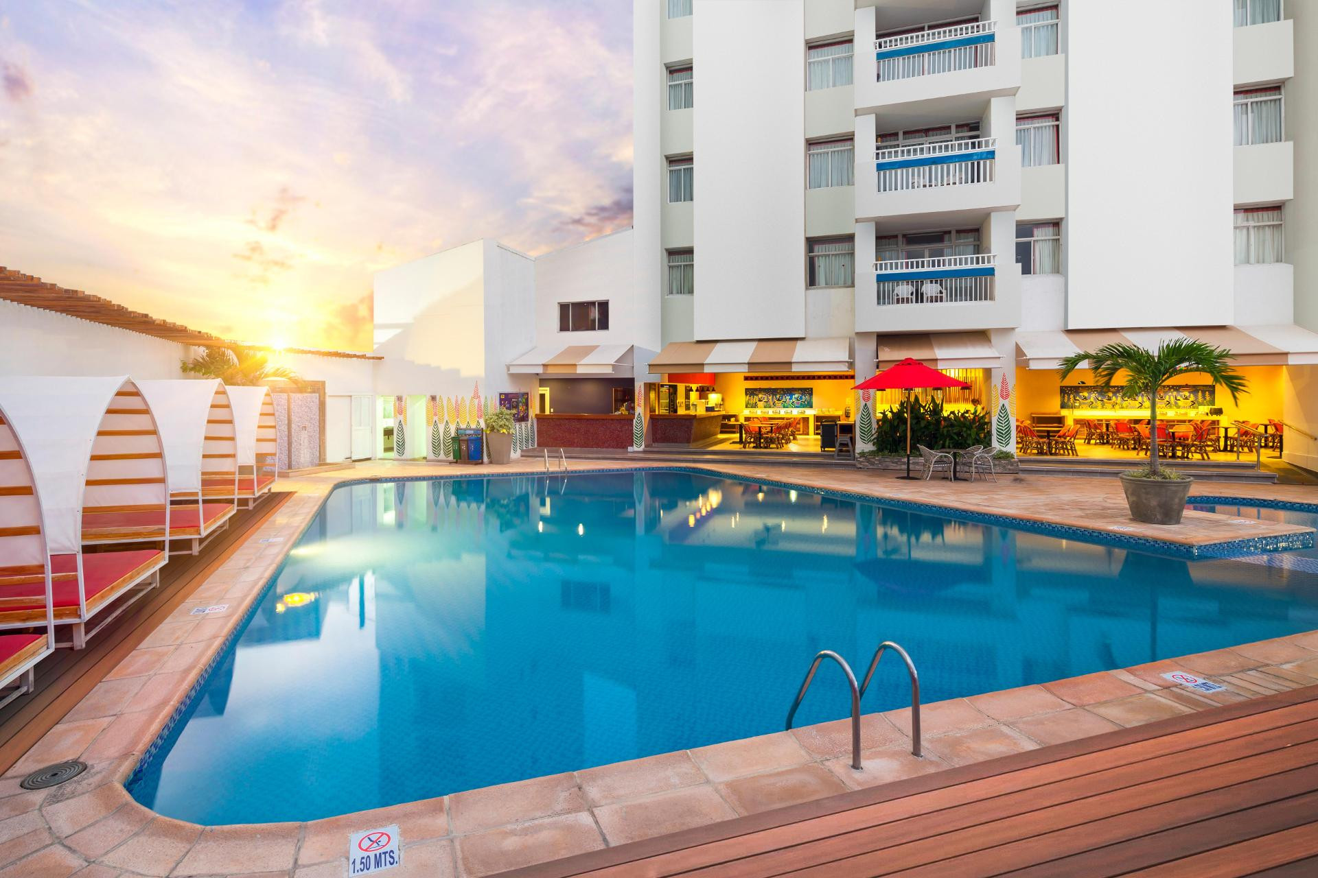 Vista Piscina Decameron Cartagena All Inclusive