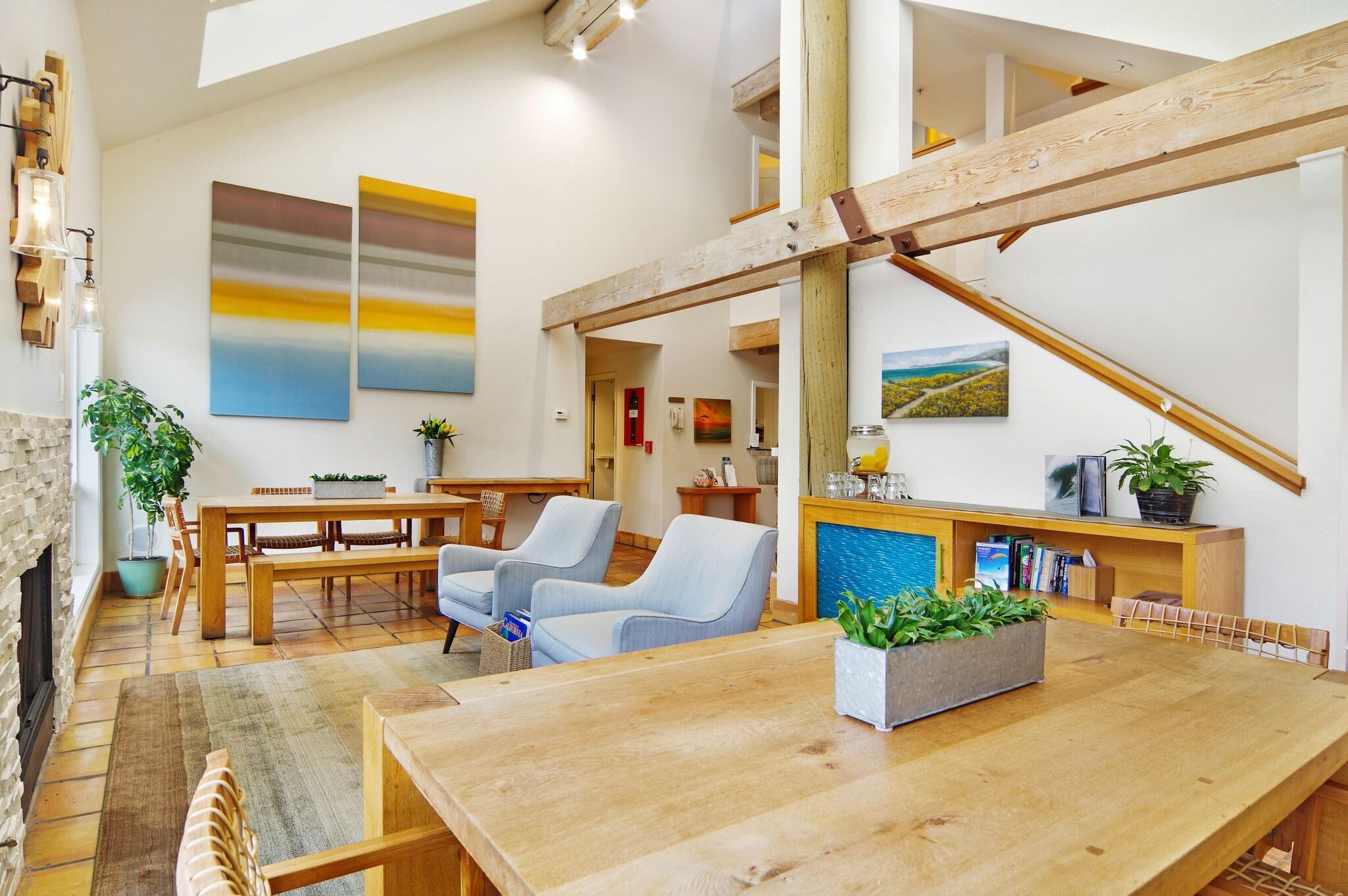 Vista Lobby Cypress Inn On Miramar Beach