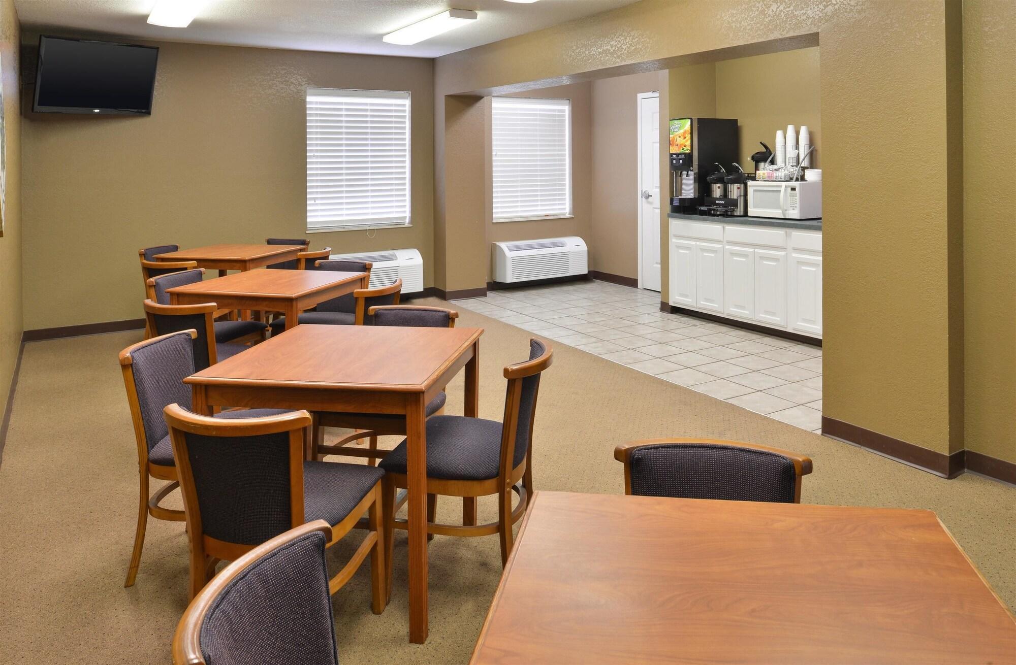 Restaurant Americas Best Value Inn Smackover