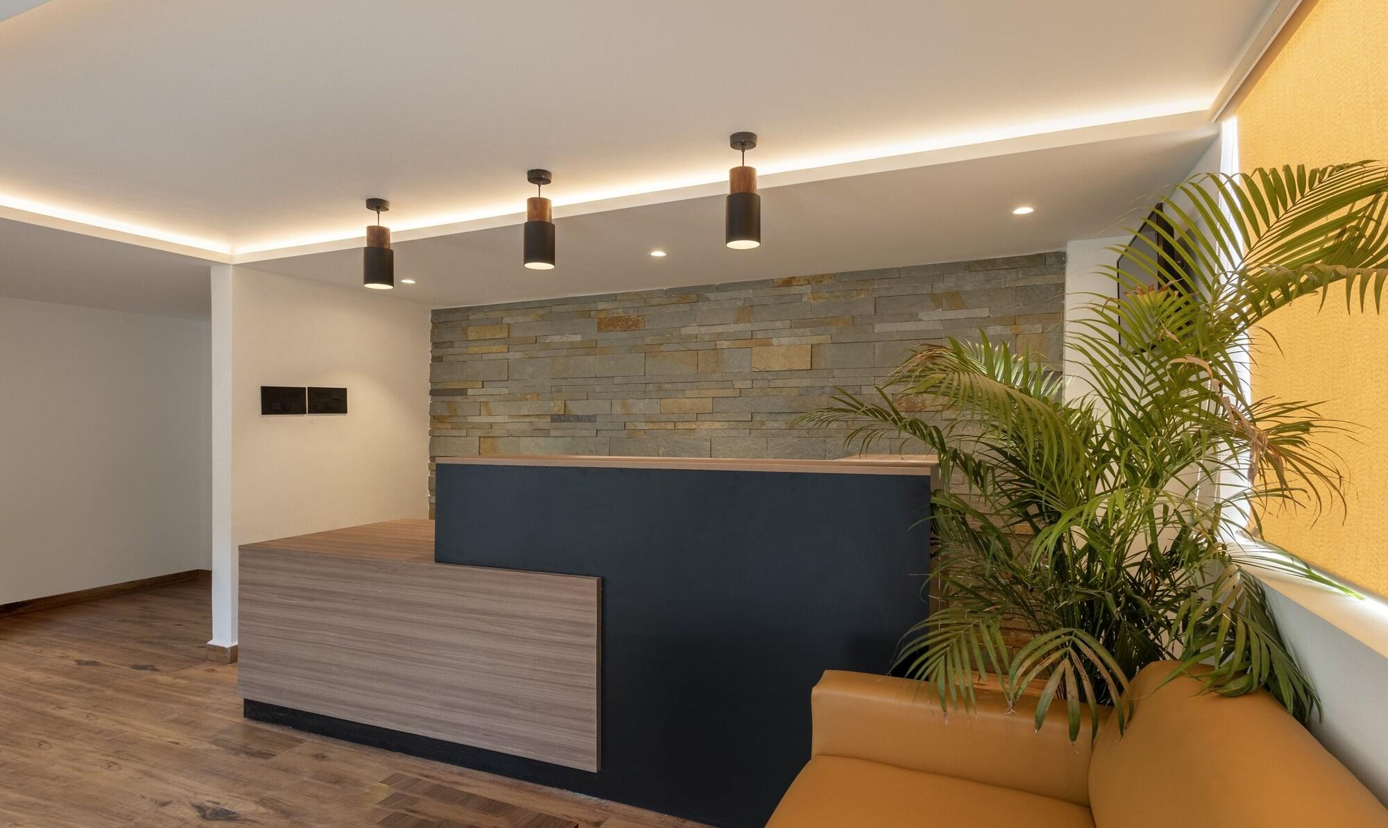 Vista Lobby Treebo Premium Vapr Ashok Nagar