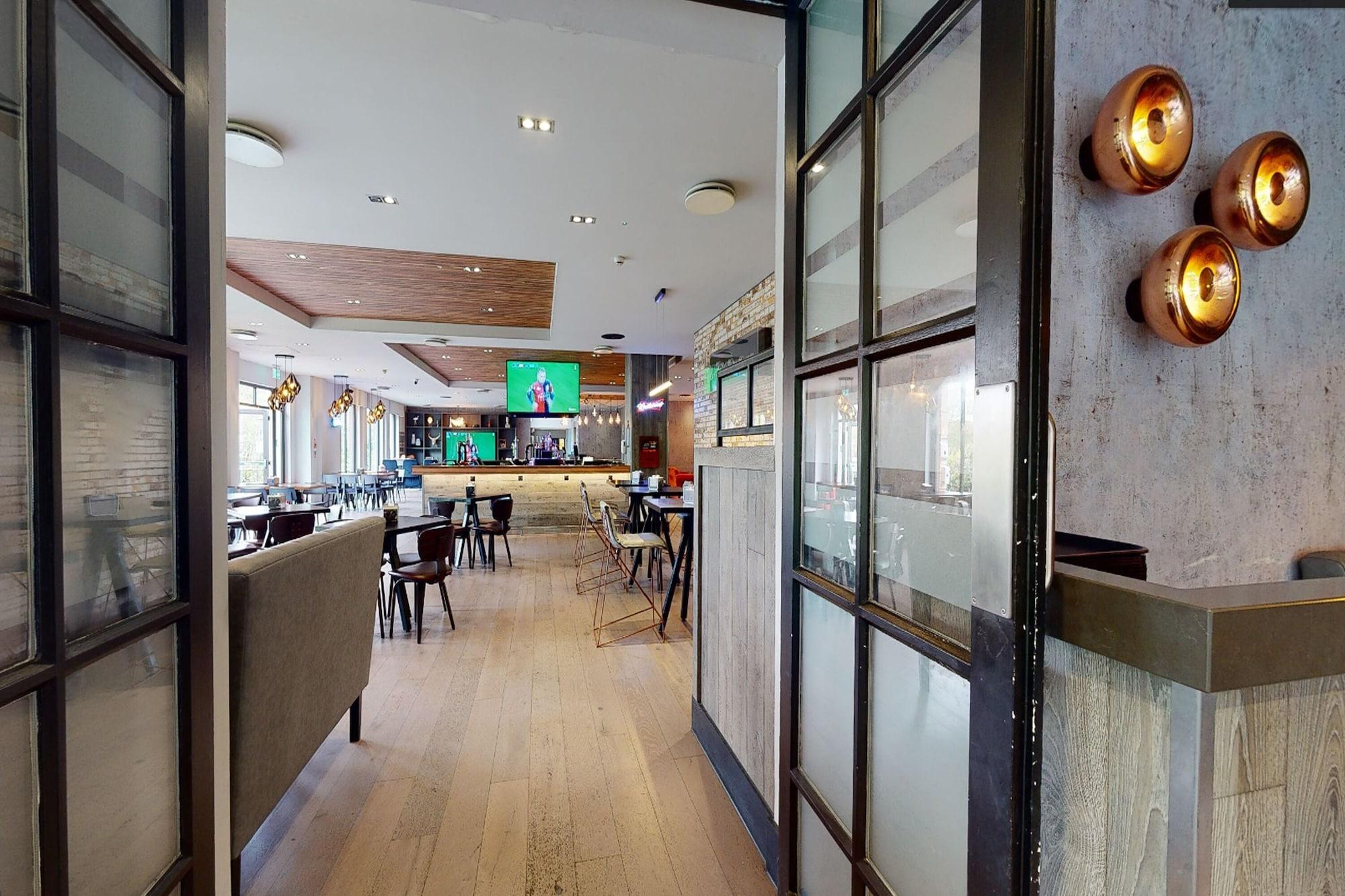 Restaurant Village Hotel St David's, Nr Chester
