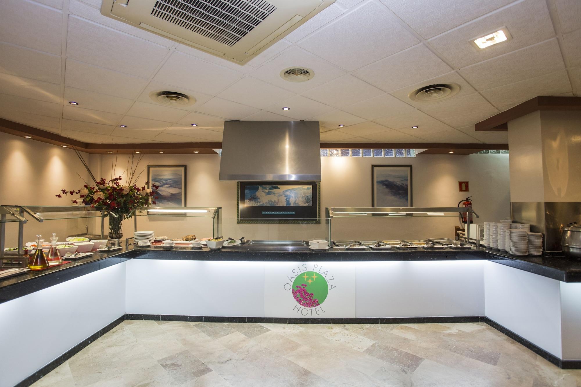 Restaurant Hotel Oasis Plaza