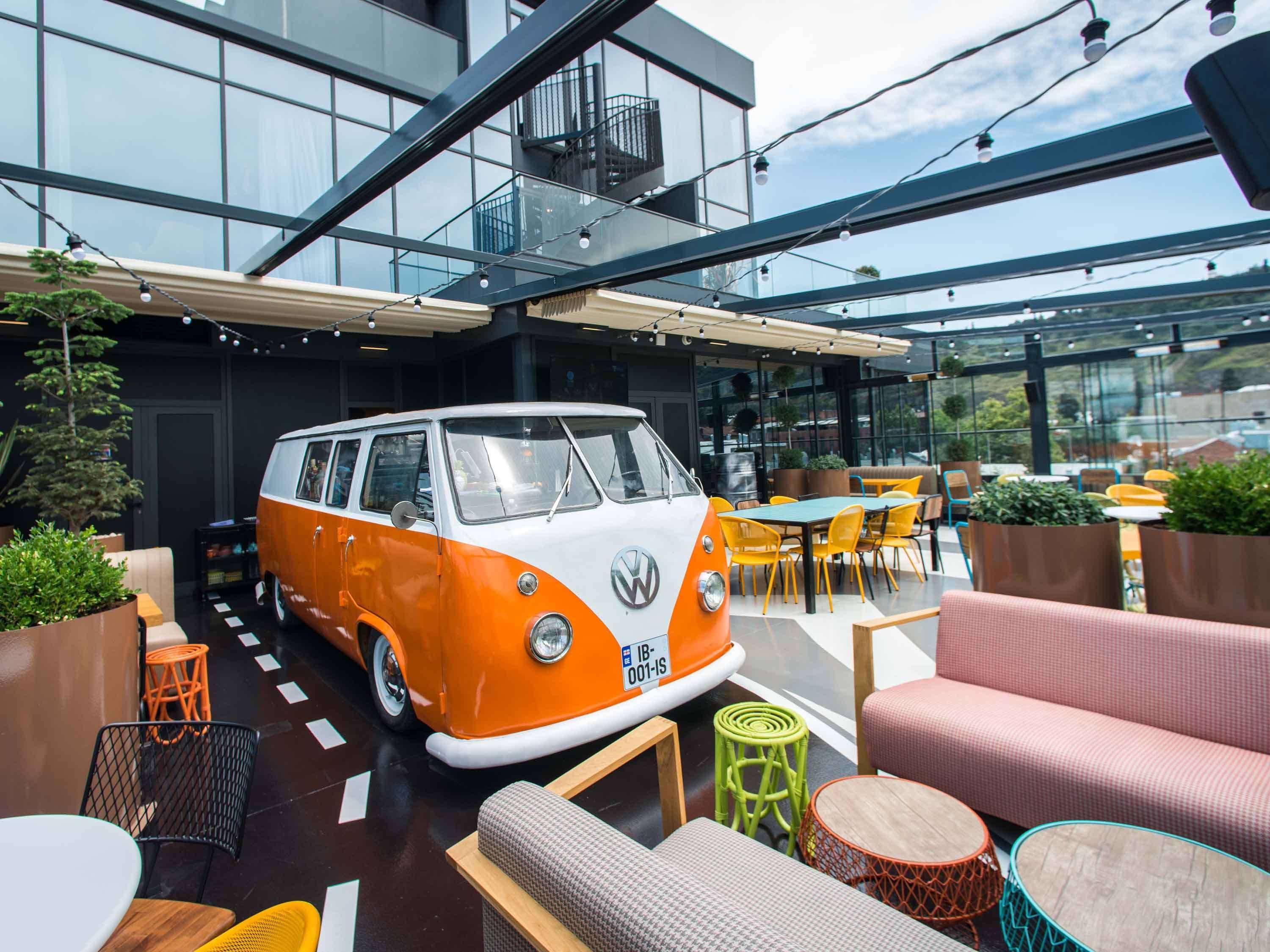 Bar/Salón Ibis Styles Tbilisi Center
