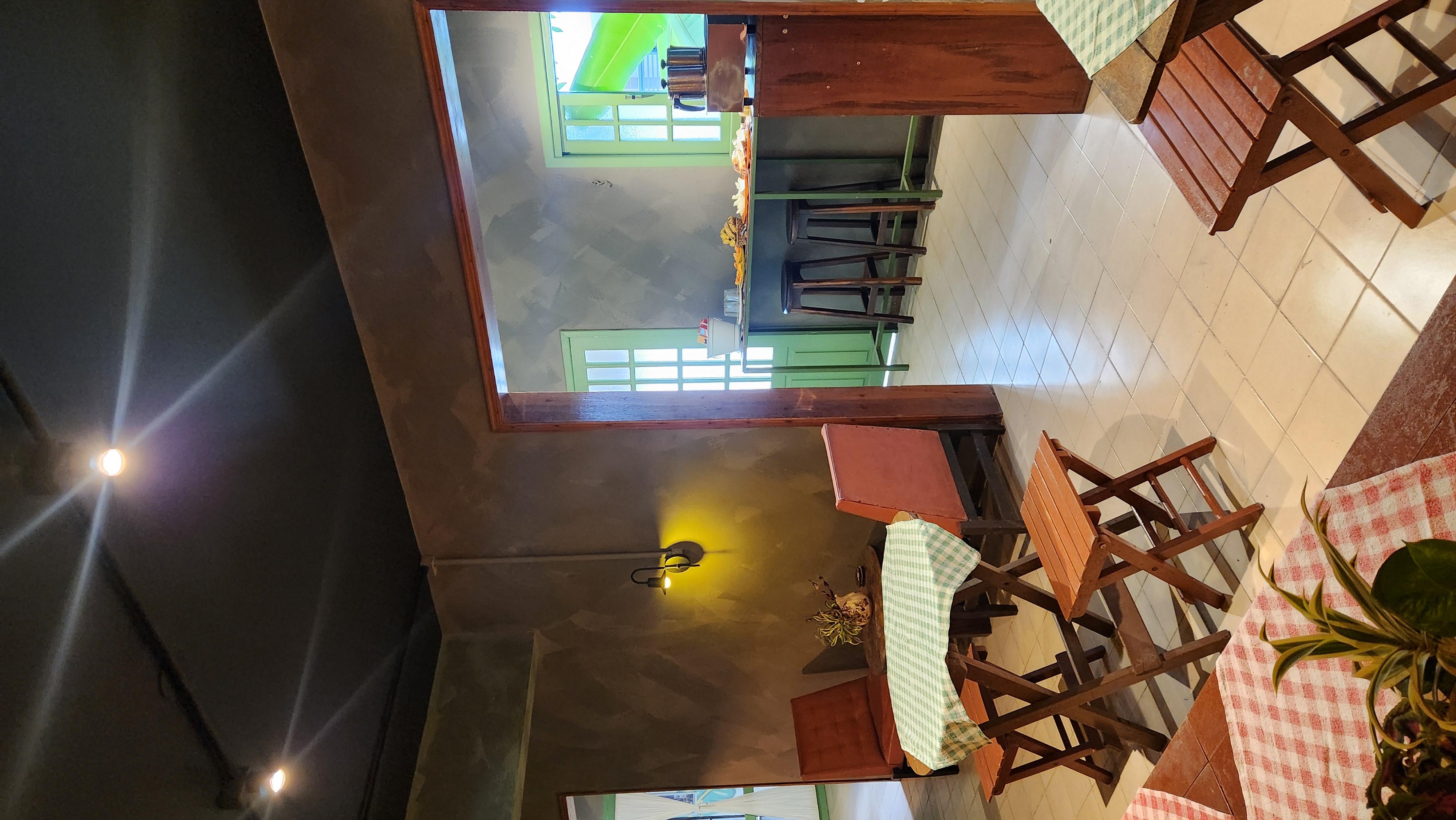 Área de desayuno Kaa Guest House