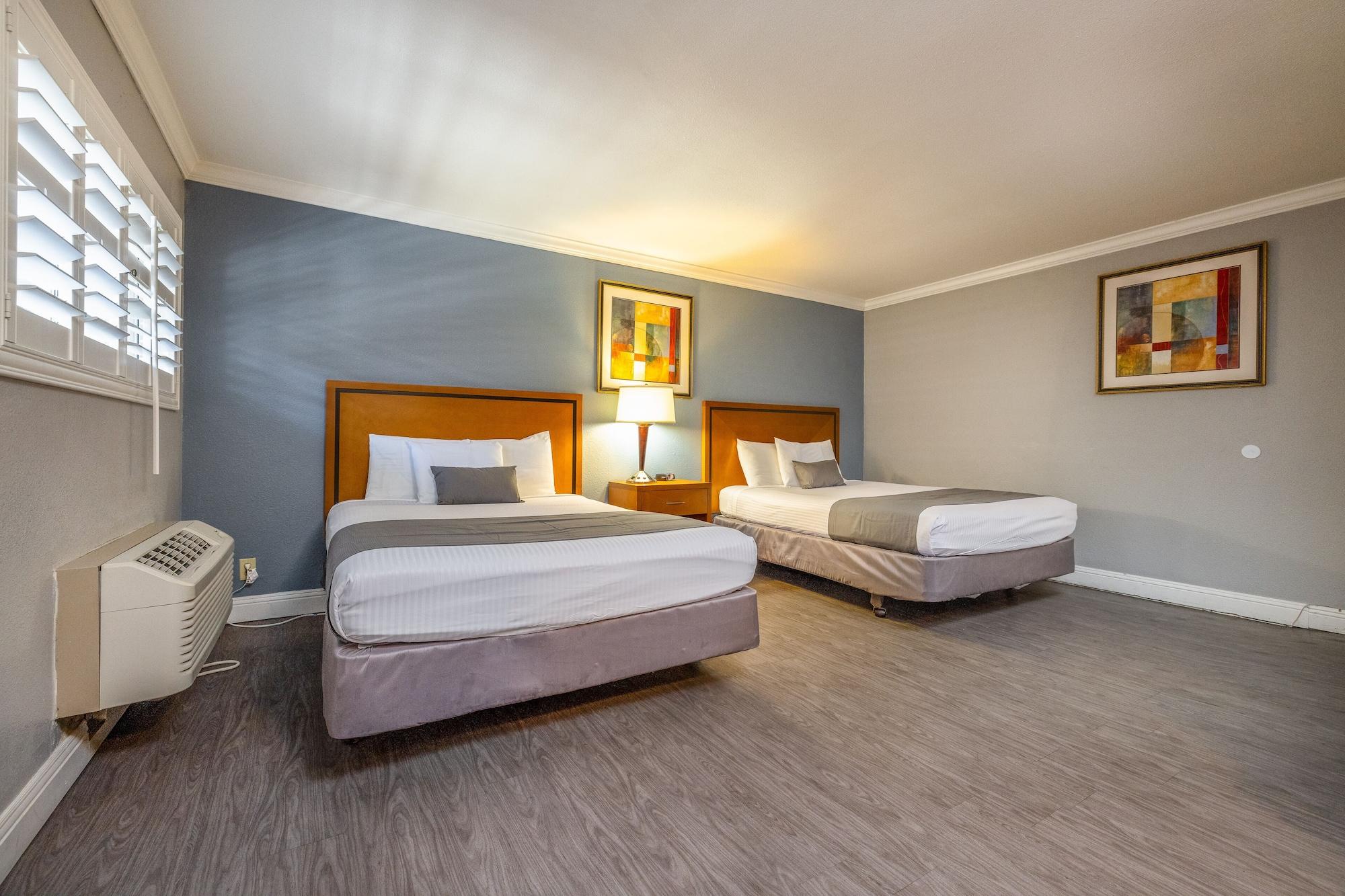 Set de Habitación SOMA Park Inn – Civic Center