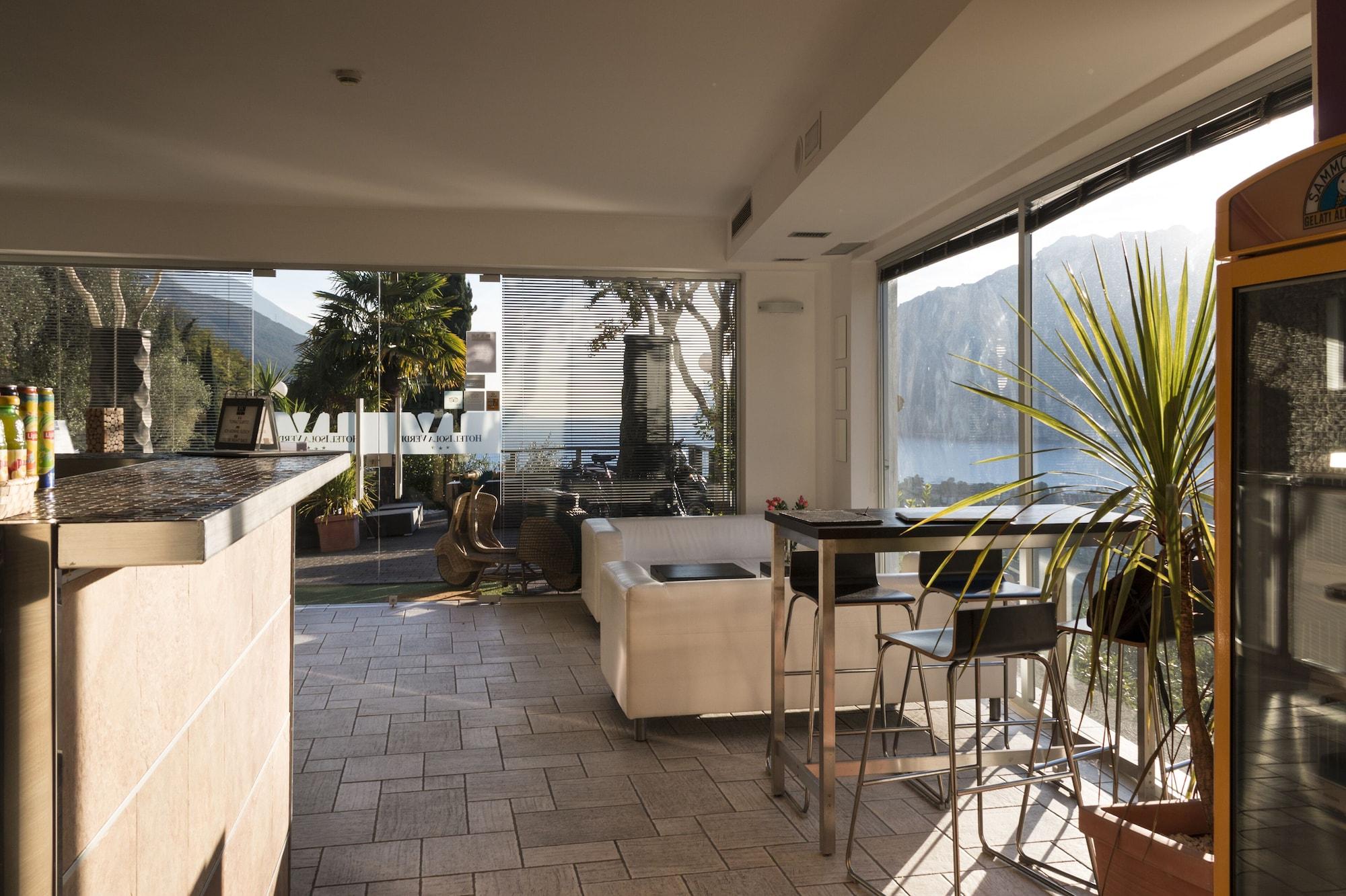 Vista Lobby Isola Verde