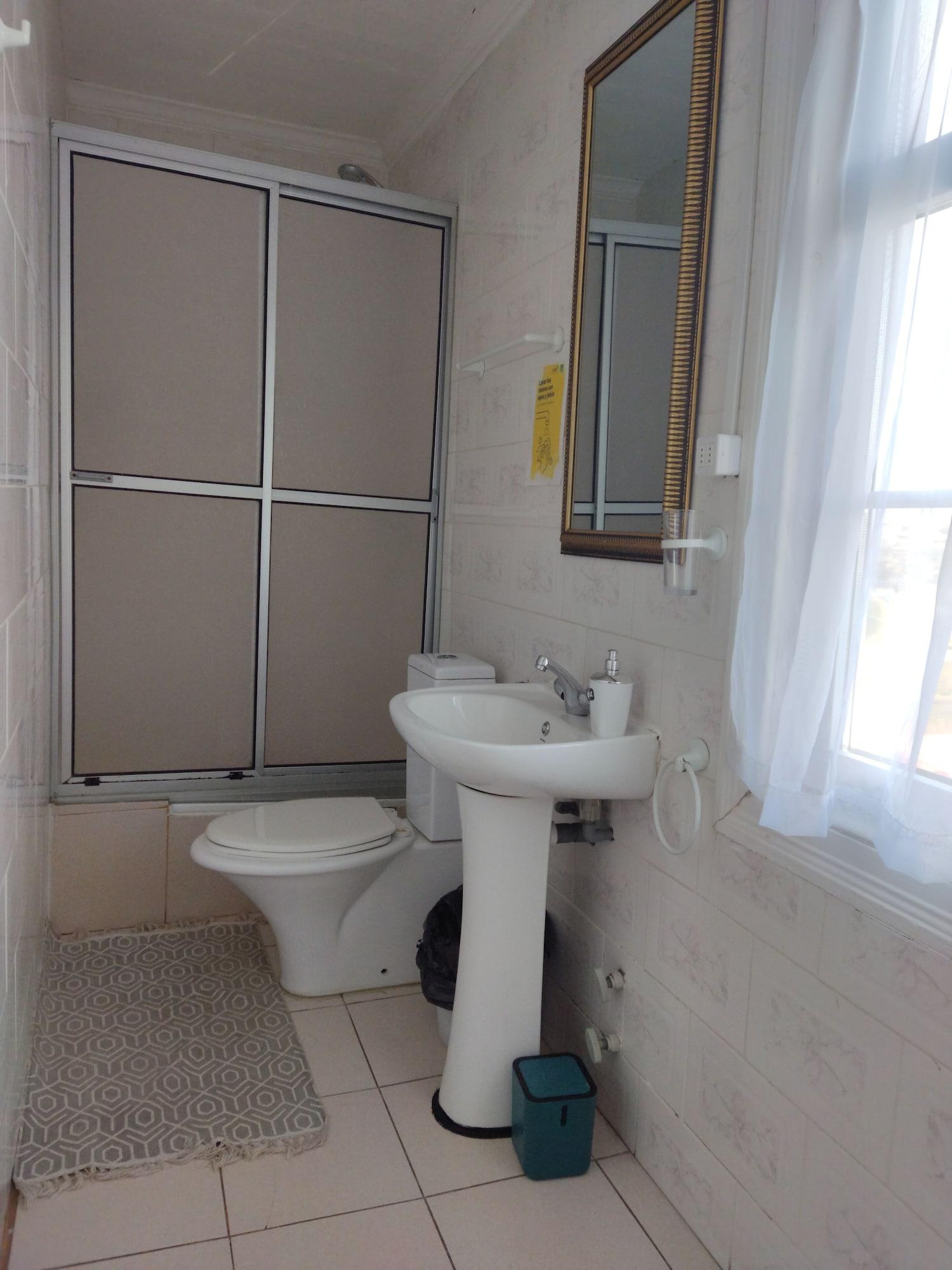 Equipamiento de Habitación Hostal Bulnes