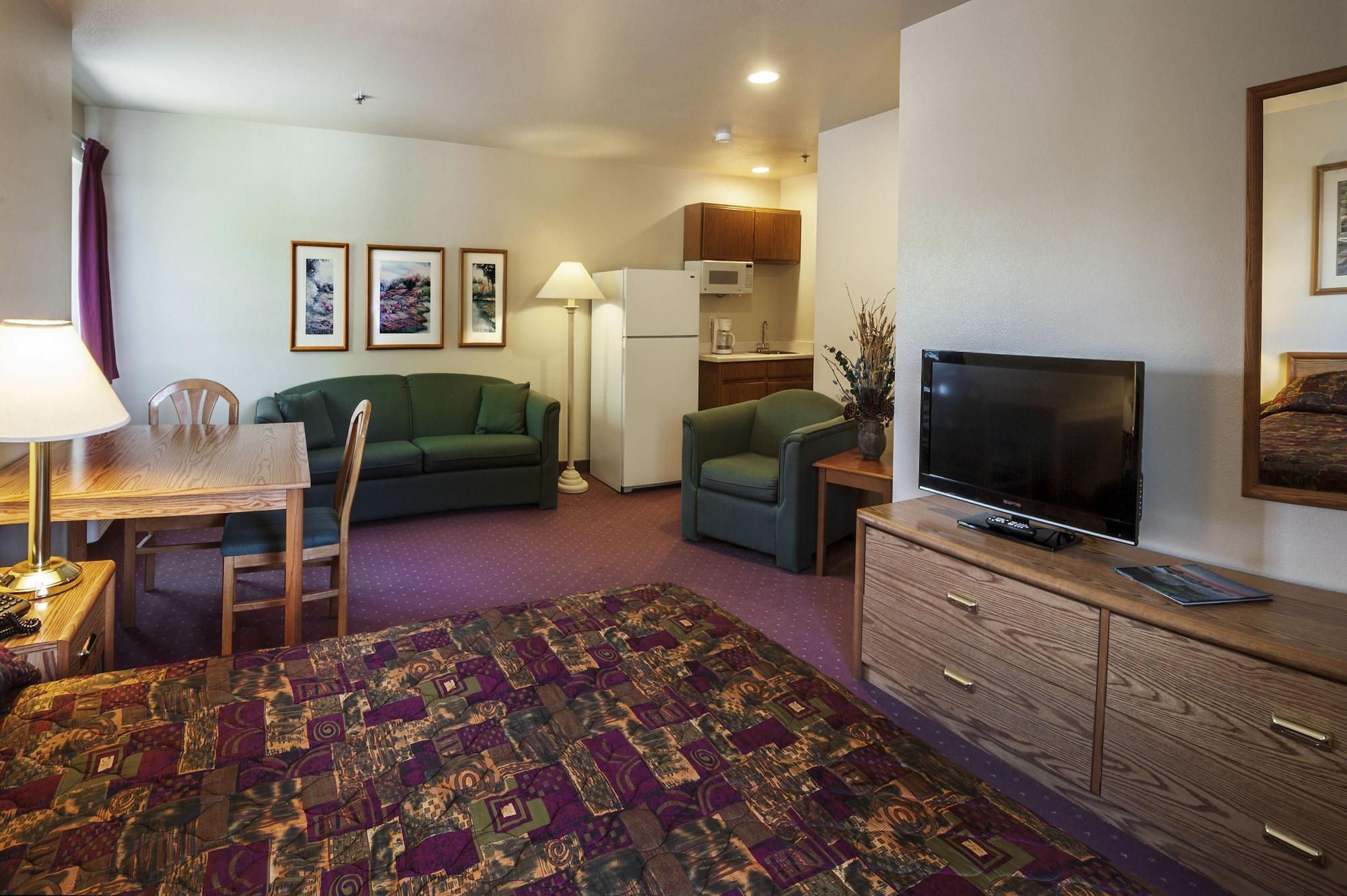 Vista Exterior Carson City Plaza Hotel and Event Center