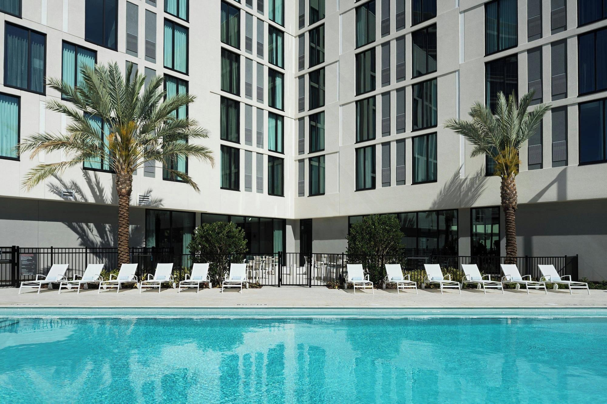 Vista Piscina AC Hotel by Marriott Tampa Airport