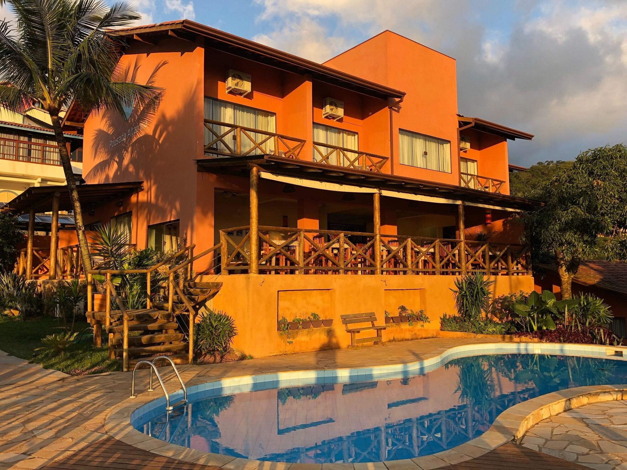 Vista Exterior Pousada Altamira