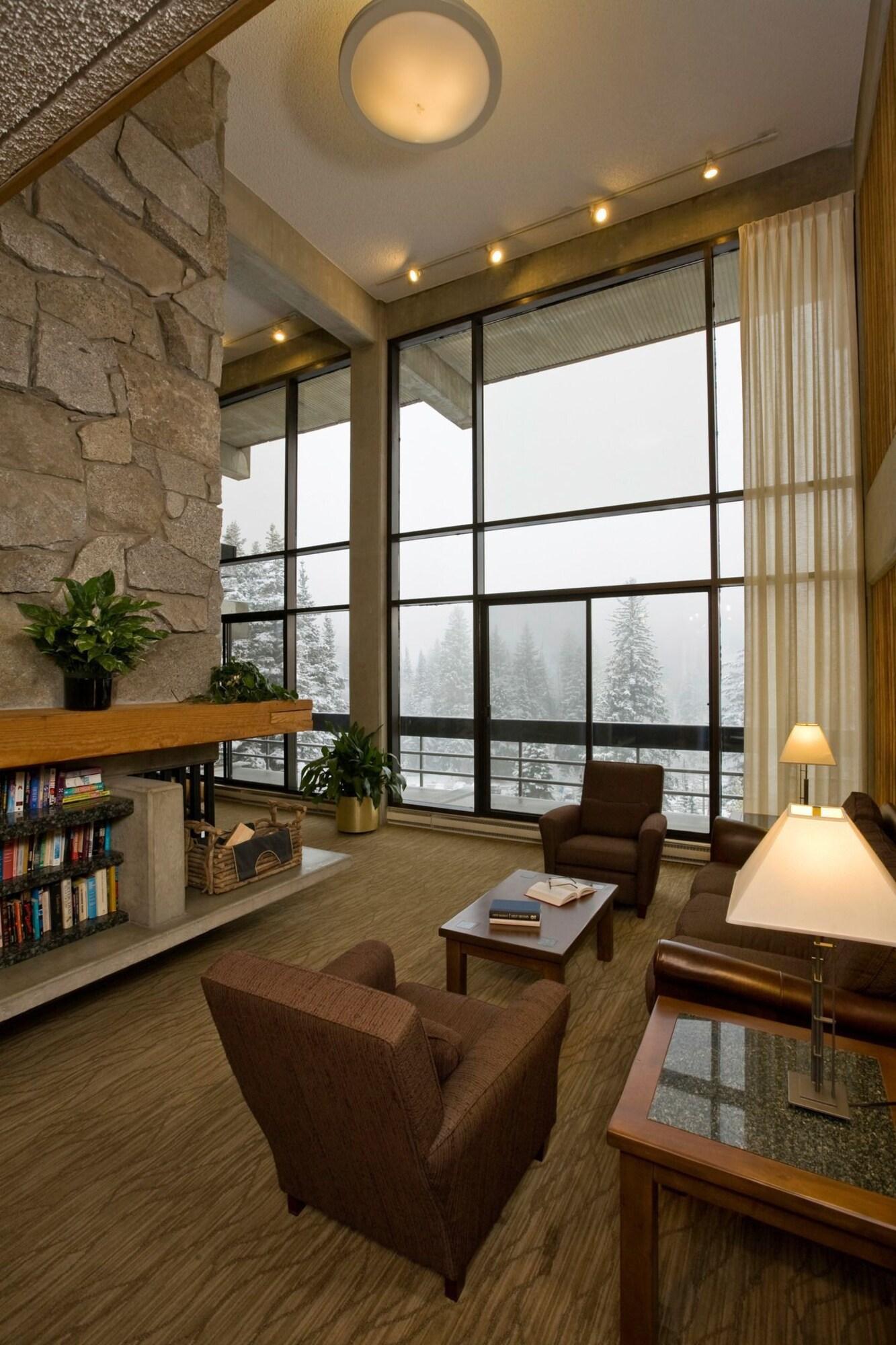 Vista Lobby The Lodge at Snowbird