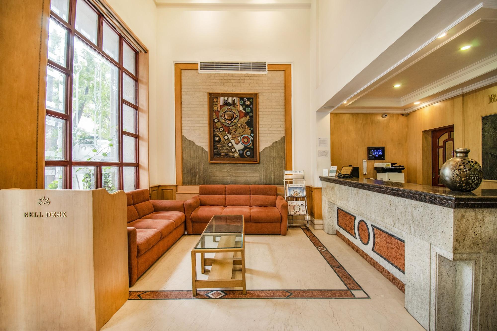 Vista Lobby FabHotel Metro Manor Central Station