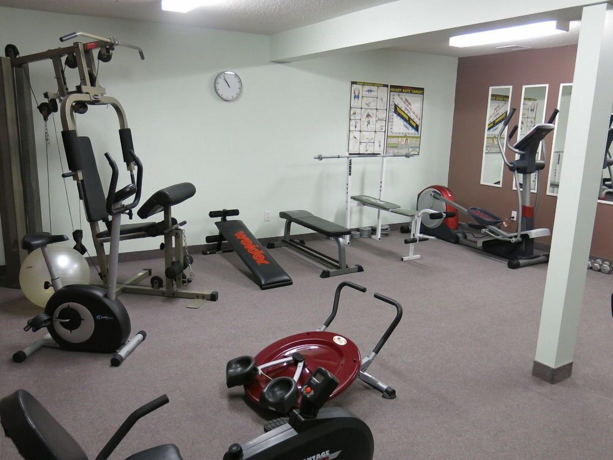 Gimnasio Shemron Suites Hotel