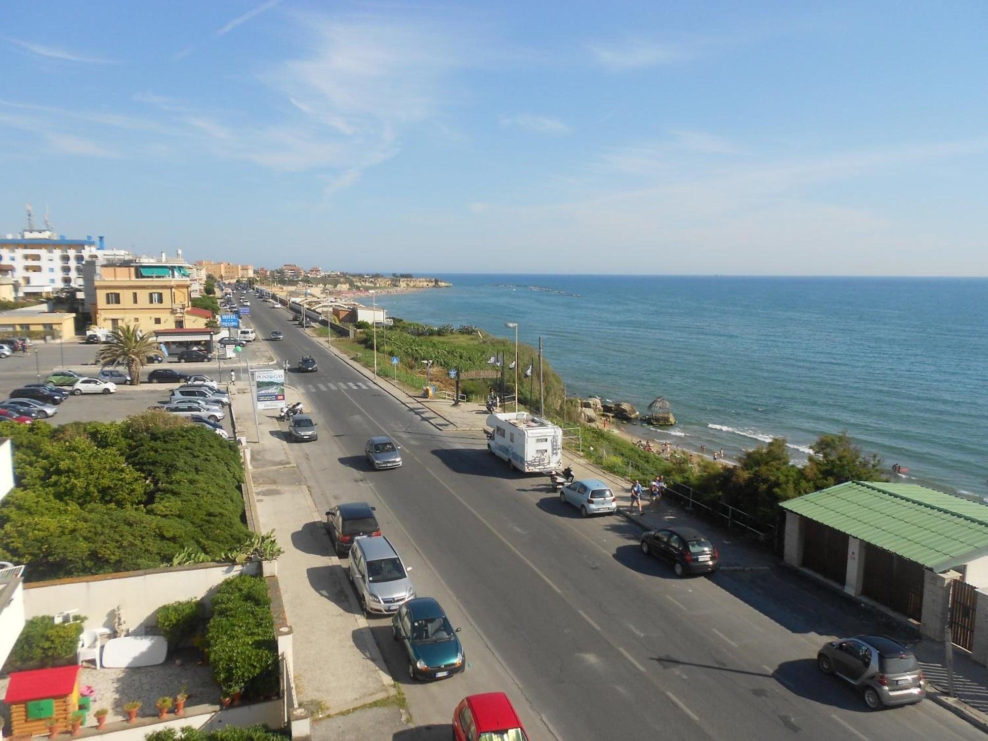 Playa L'Approdo