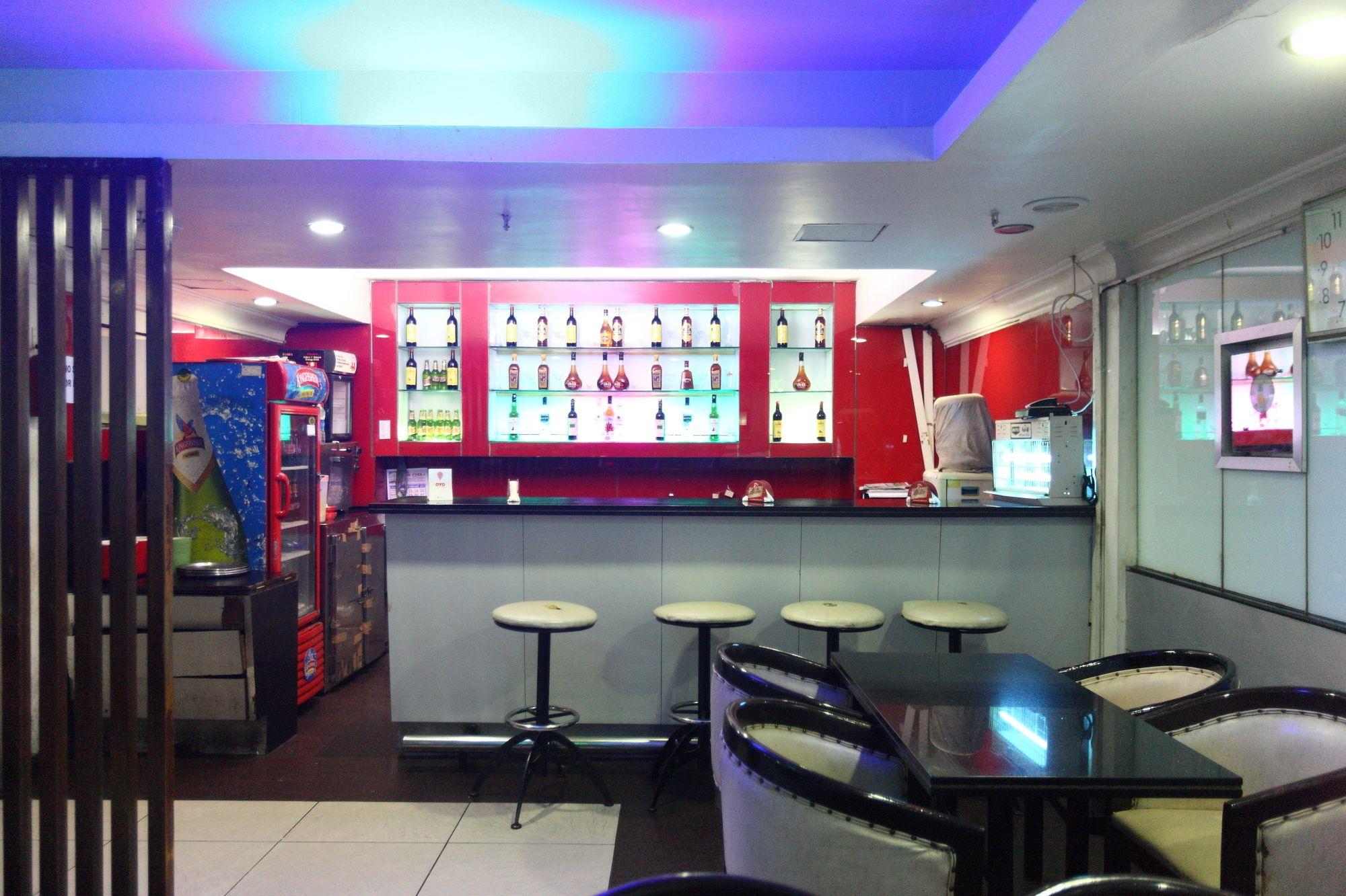 Bar/Salón OYO 1939 New Park