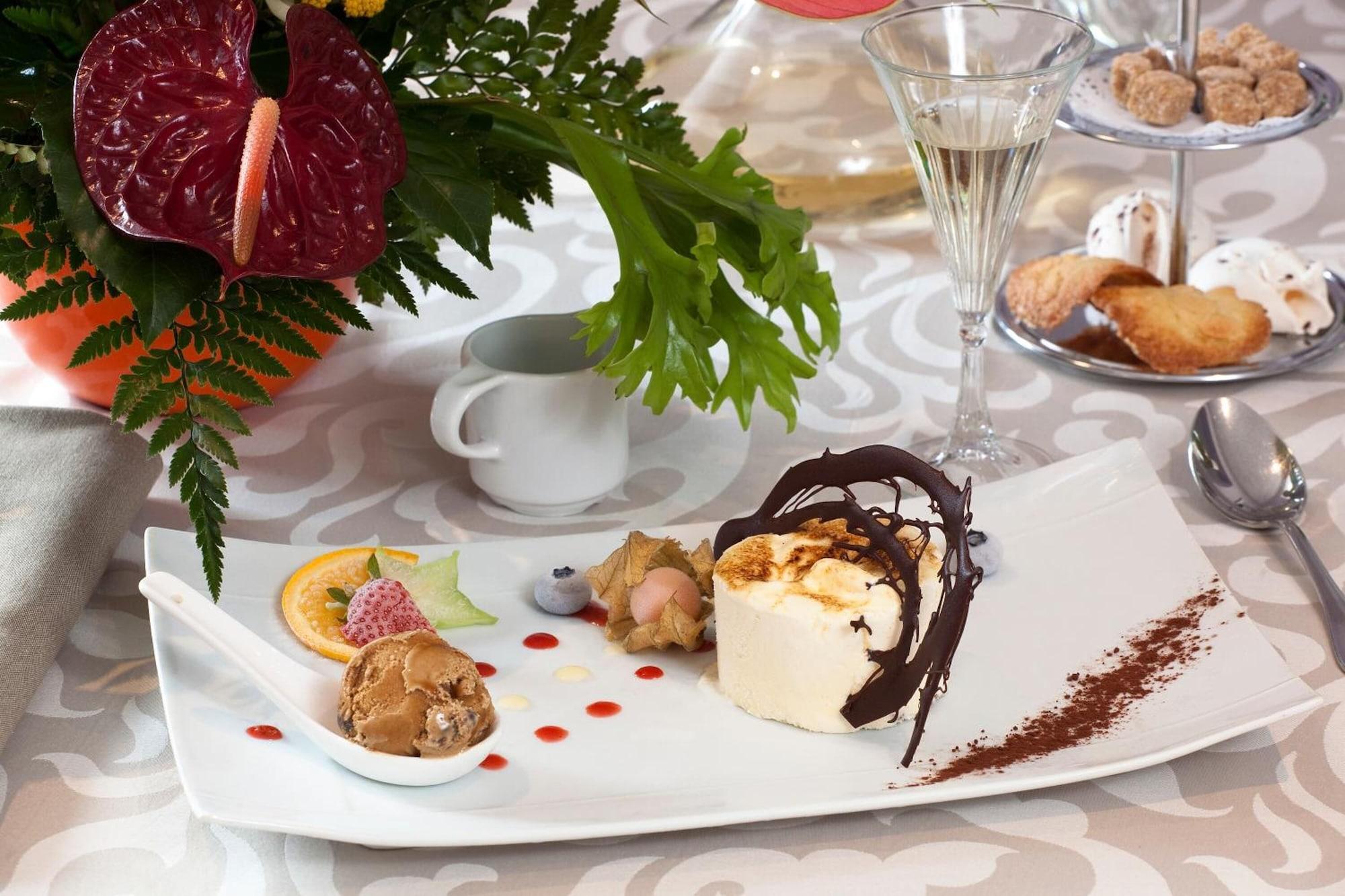 Restaurant Hôtel CARRER Le Rhien