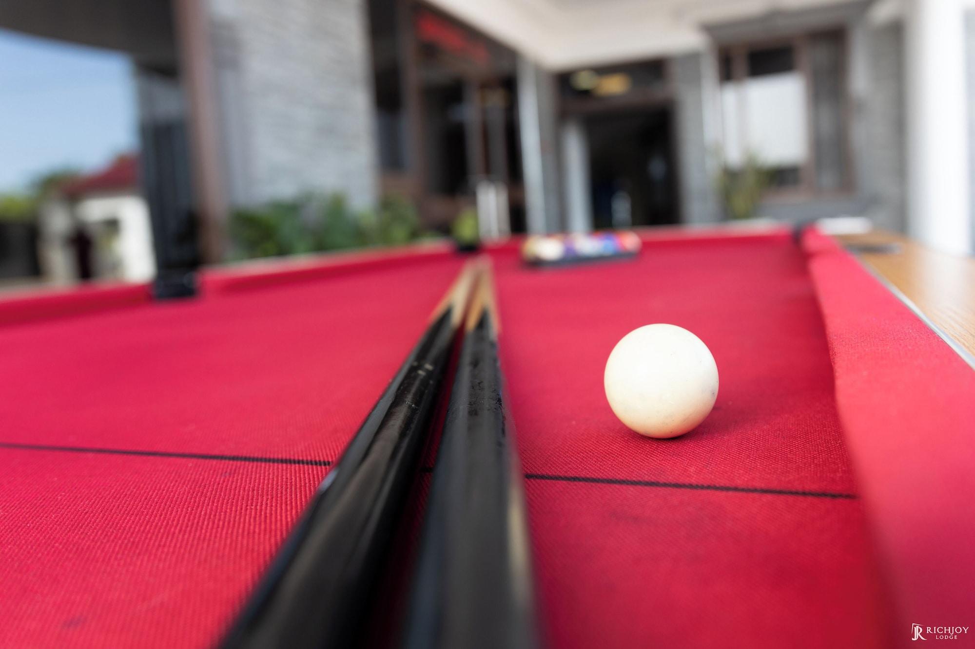 Vista Exterior RichJoy Lodge