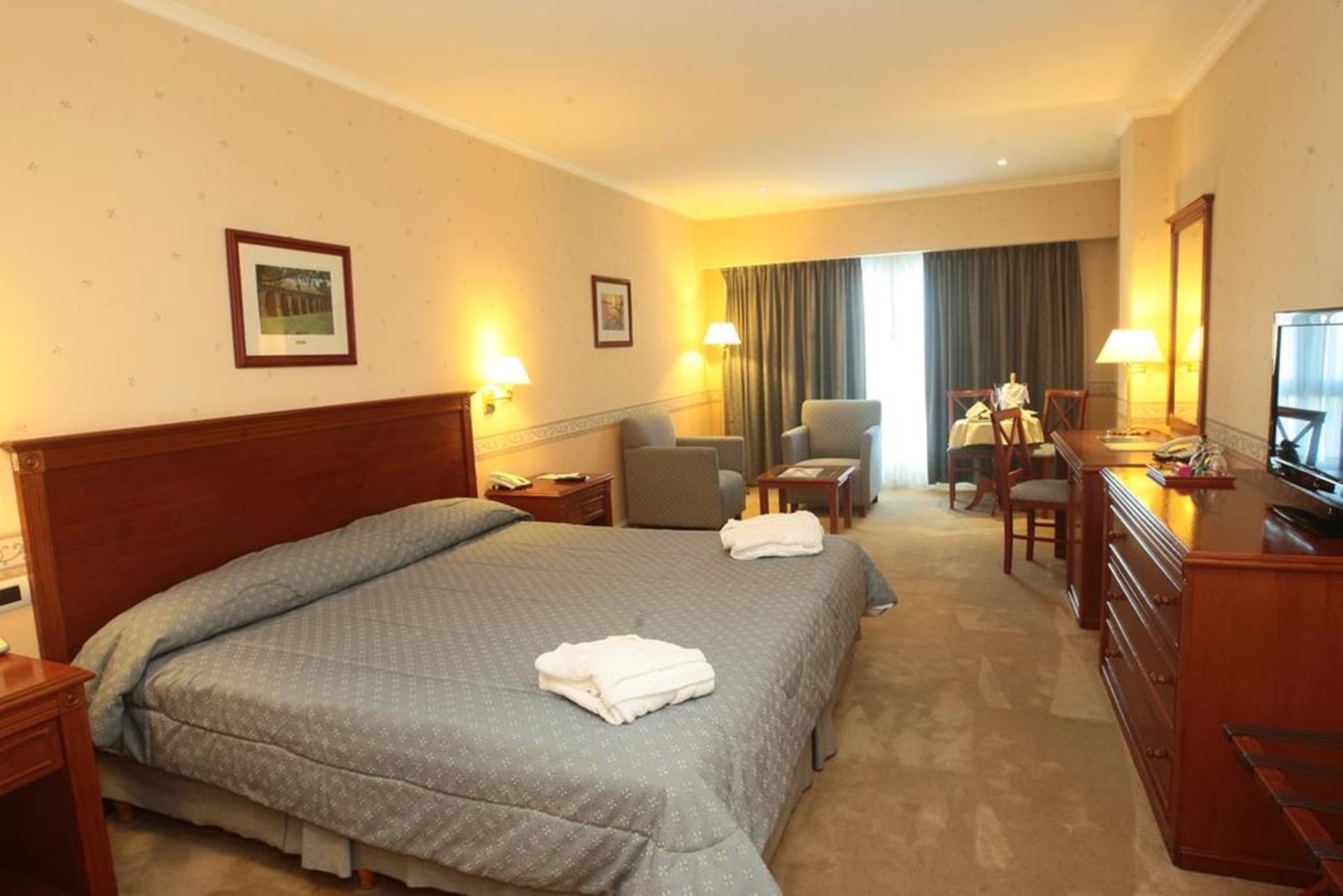 Habitación Howard Johnson Rio Ceballos Hotel Casino