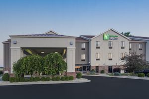 Alojamiento - Holiday Inn Express Hotel & Suites Dayton West - Brookville by IHG