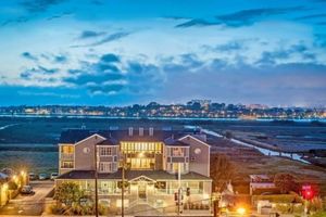 Alojamiento - Inn at Playa del Rey